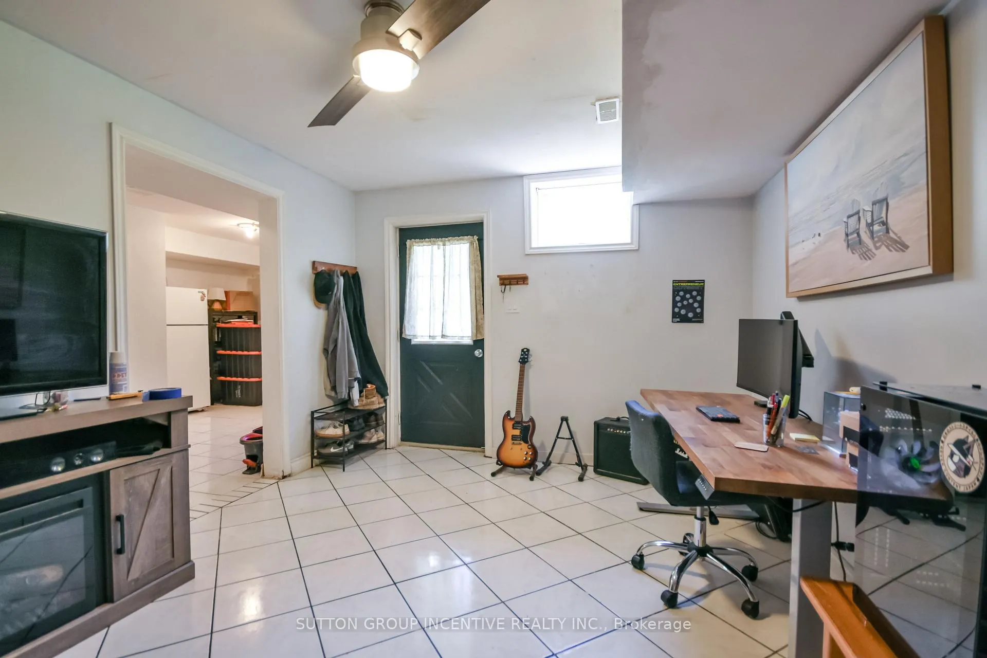 Photo 24 of 2448 Wallace Avenue, Innisfil, Alcona — HOMEH
