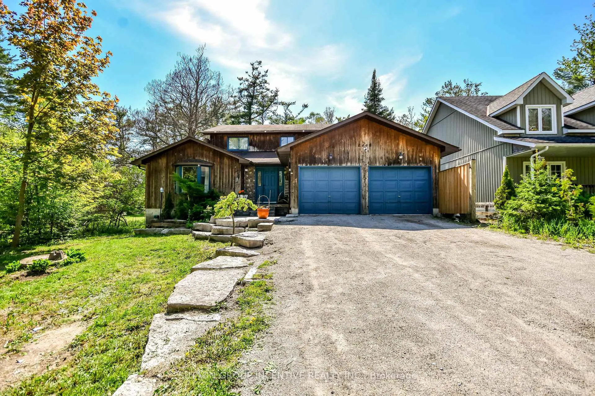 Photo 38 of 2448 Wallace Avenue, Innisfil, Alcona — HOMEH