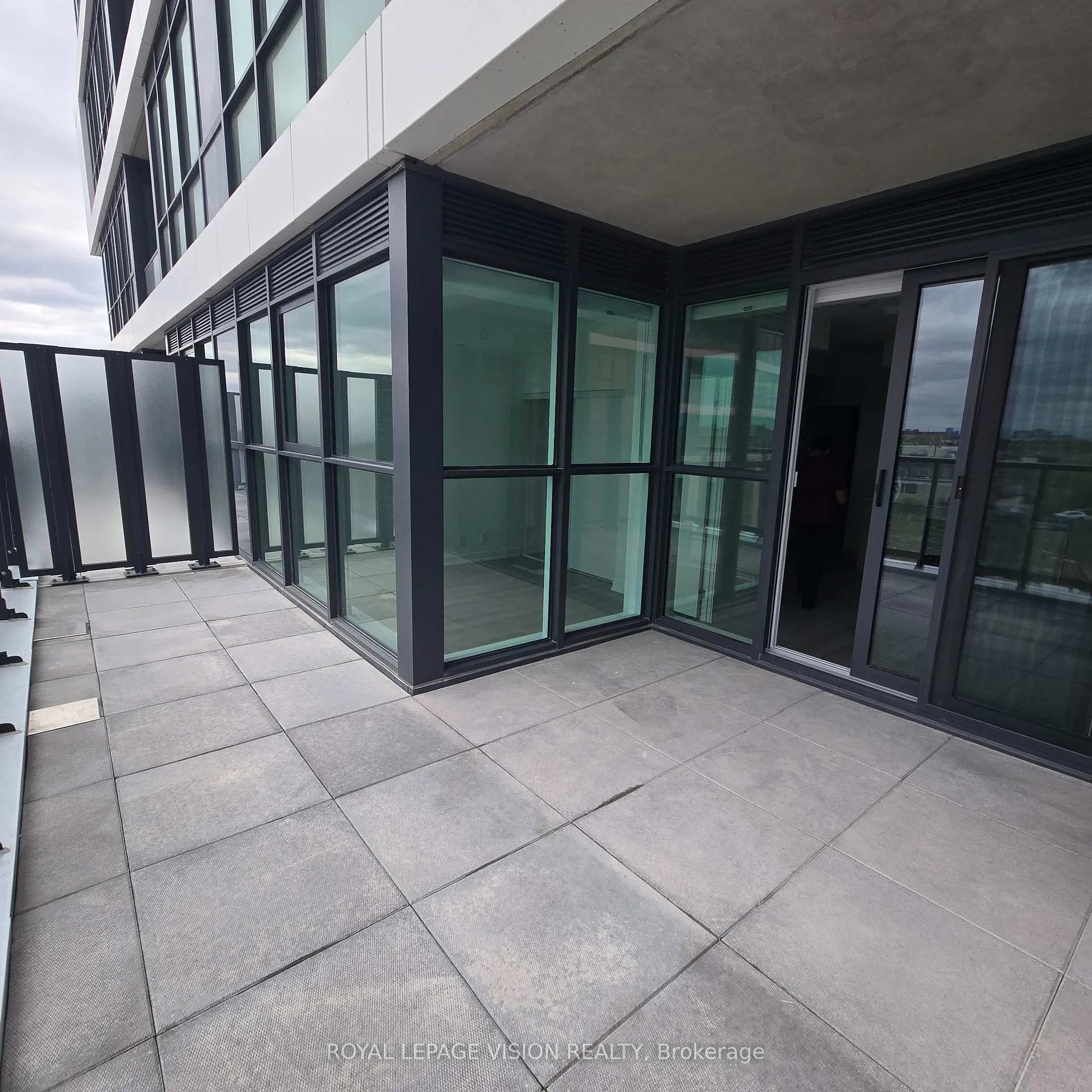 Photo 10 of Unit 401, 20 Deans Drive, Scarborough, Clairlea-Birchmount — HOMEH