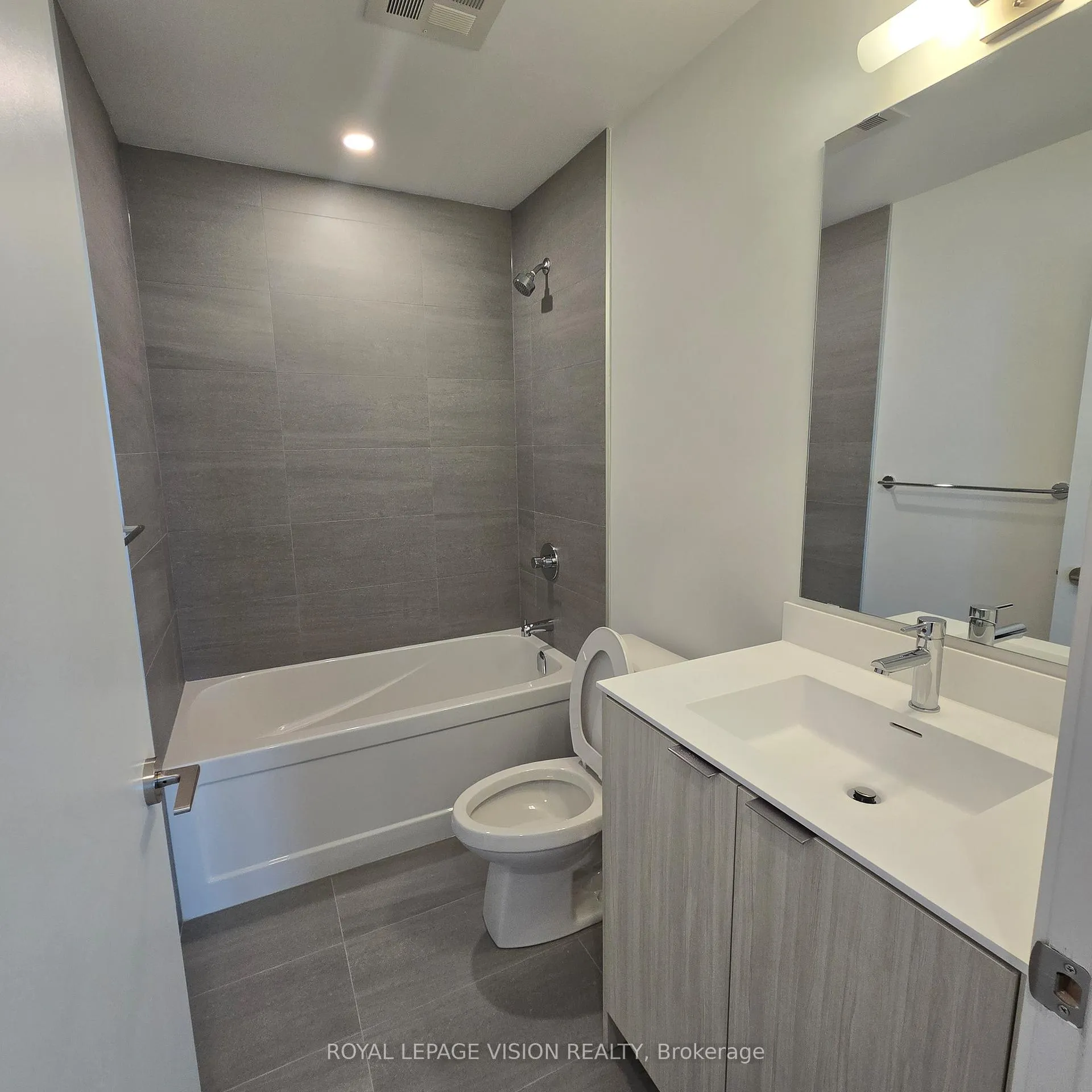 Photo 18 of Unit 401, 20 Deans Drive, Scarborough, Clairlea-Birchmount — HOMEH