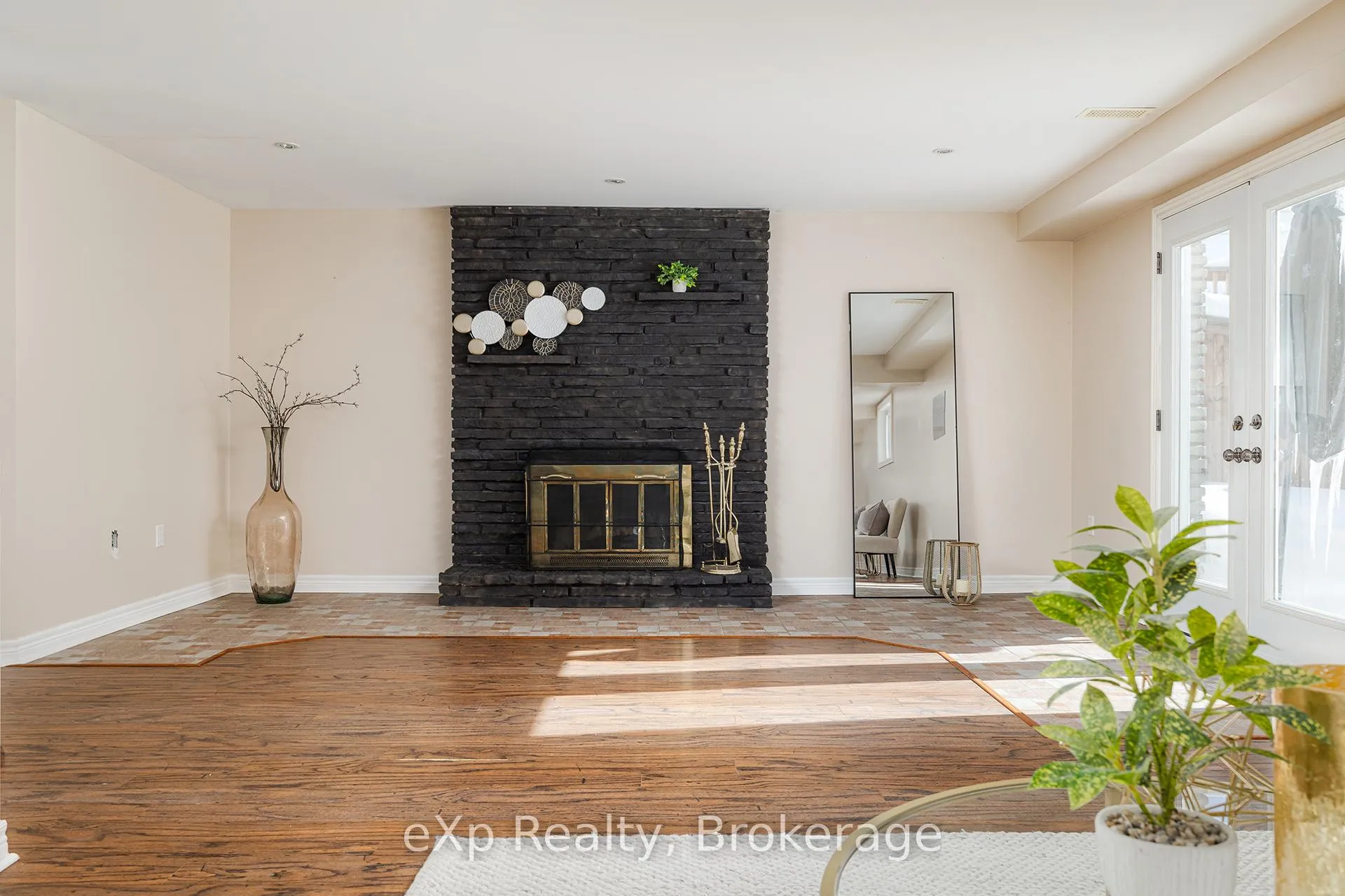 Photo 19 of 79 Ann Street, Hamilton, Dundas — HOMEH