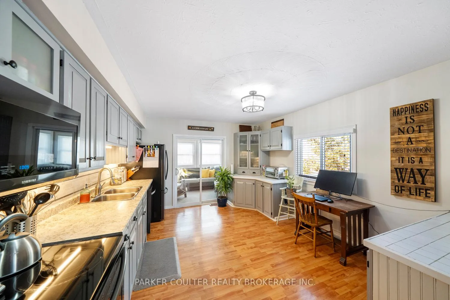 Photo 7 of 348 Albert Street, Tay, Victoria Harbour — HOMEH