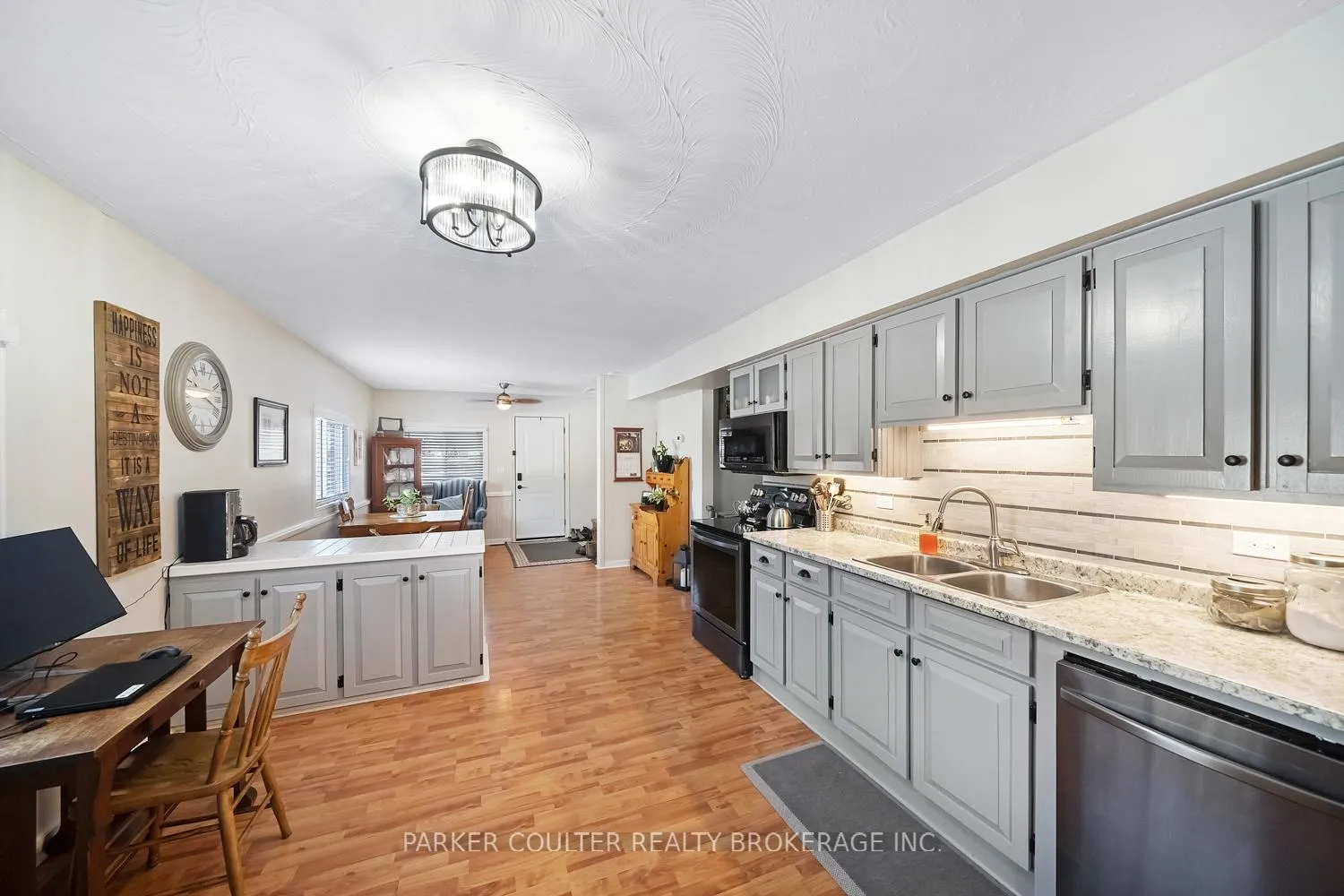 Photo 11 of 348 Albert Street, Tay, Victoria Harbour — HOMEH