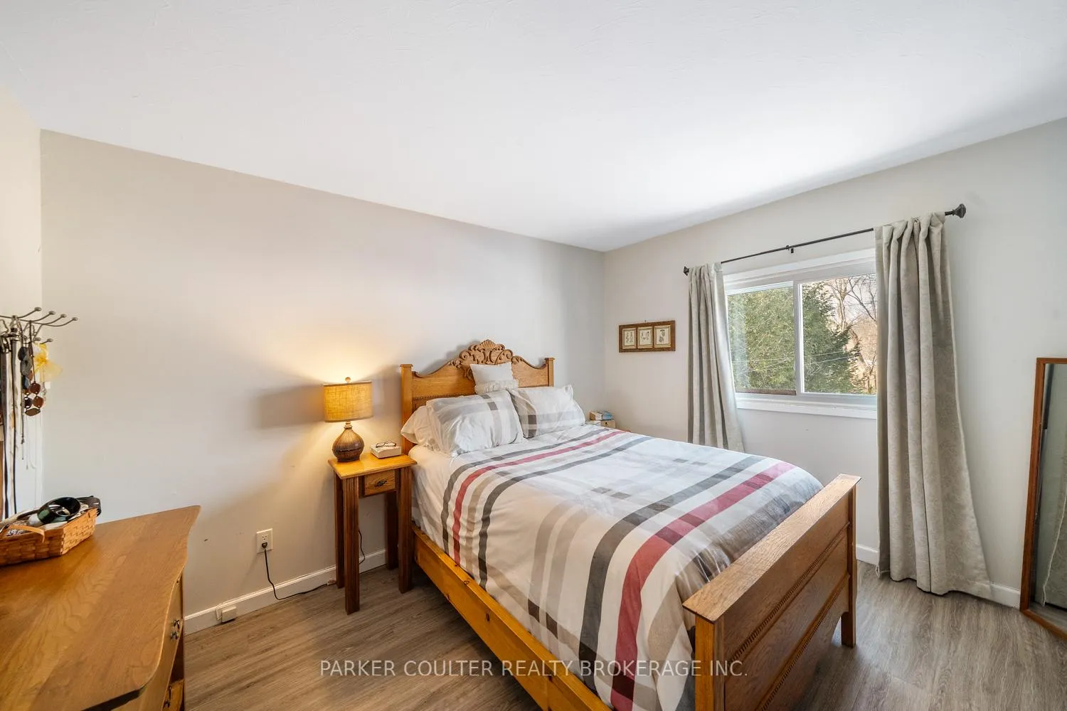 Photo 17 of 348 Albert Street, Tay, Victoria Harbour — HOMEH