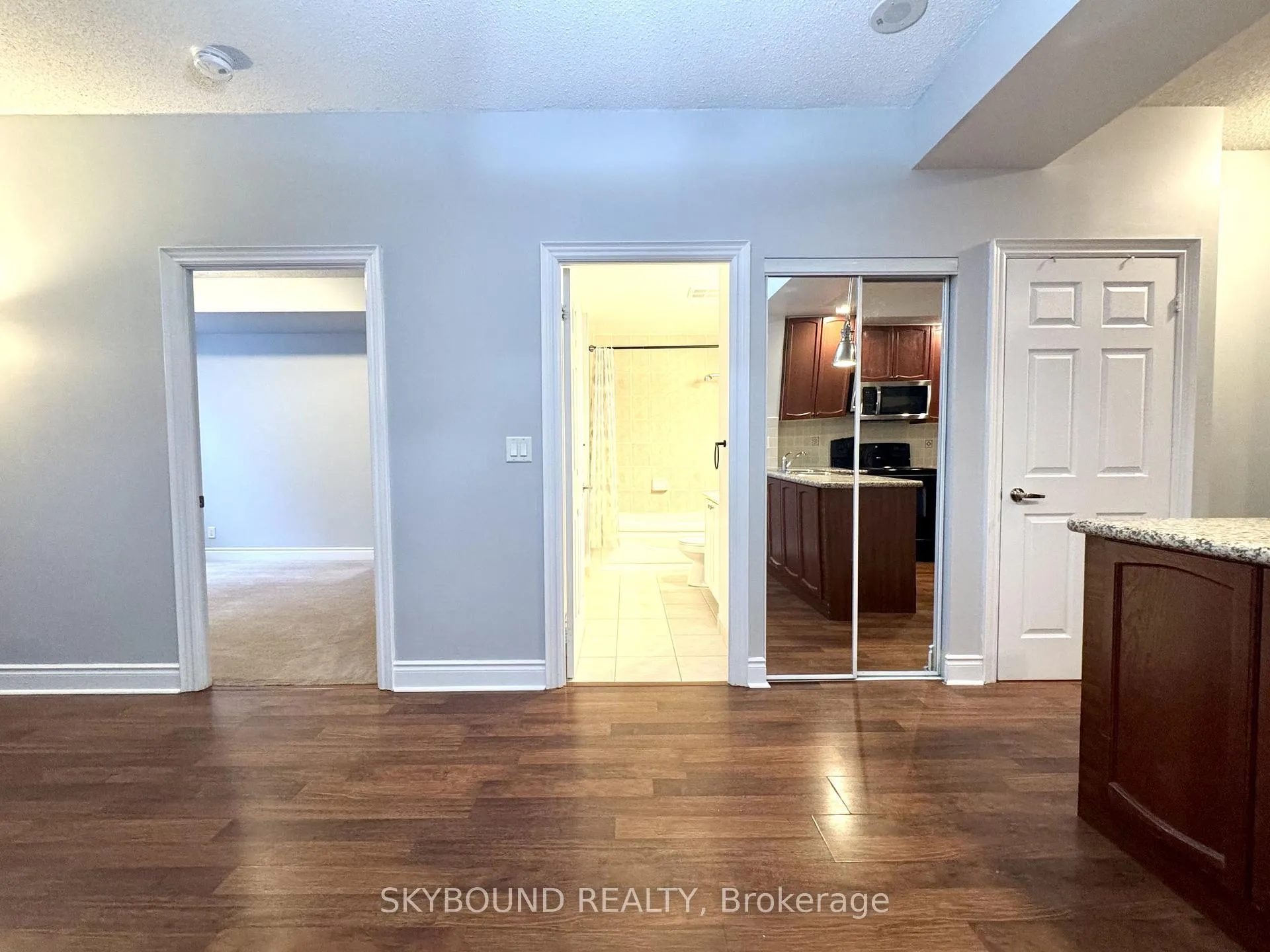 Photo 9 of Unit 131, 33 Cox Boulevard, Markham, Unionville — HOMEH