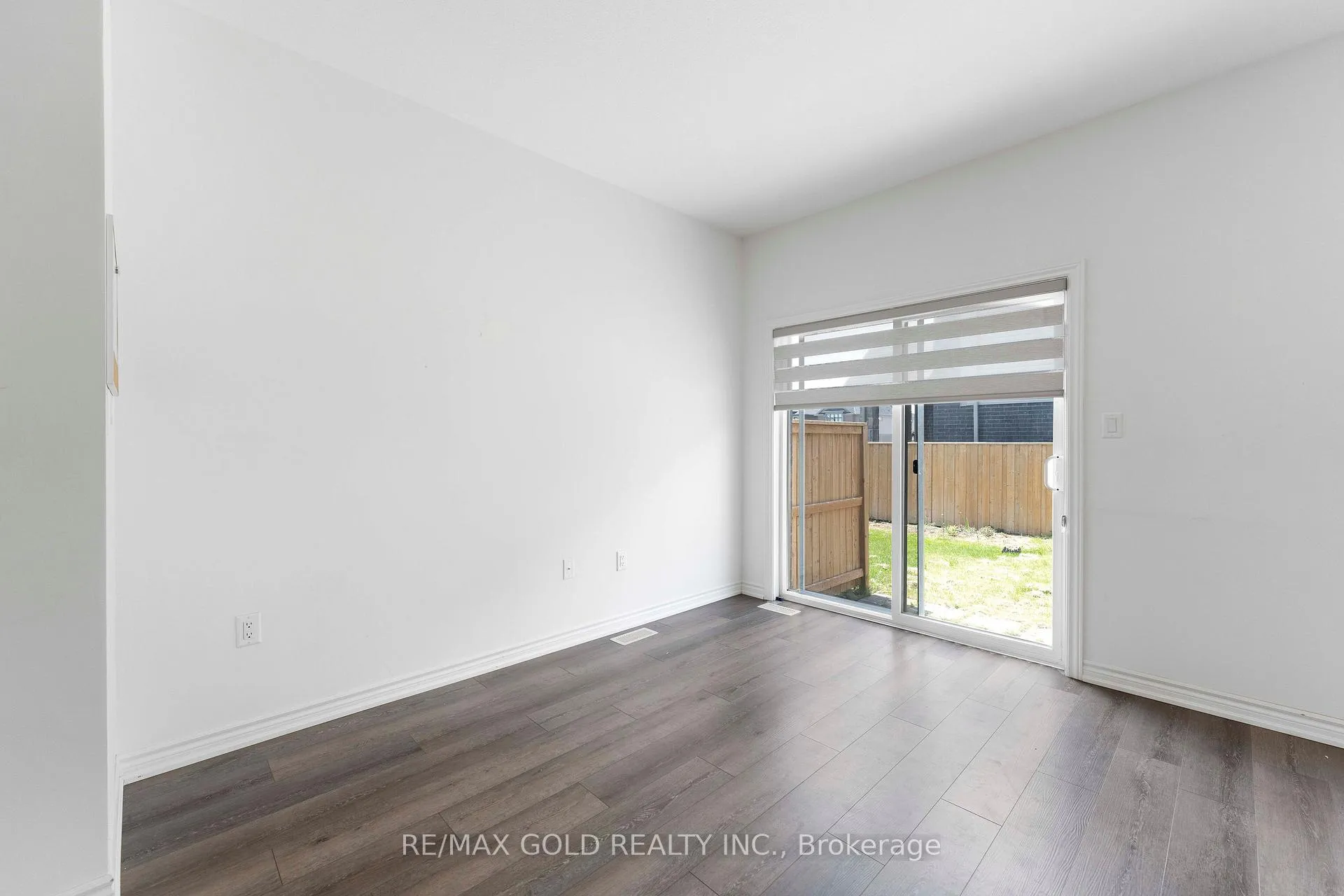 Photo 16 of 73 June Callwood Way, Brantford, Echo Place — HOMEH