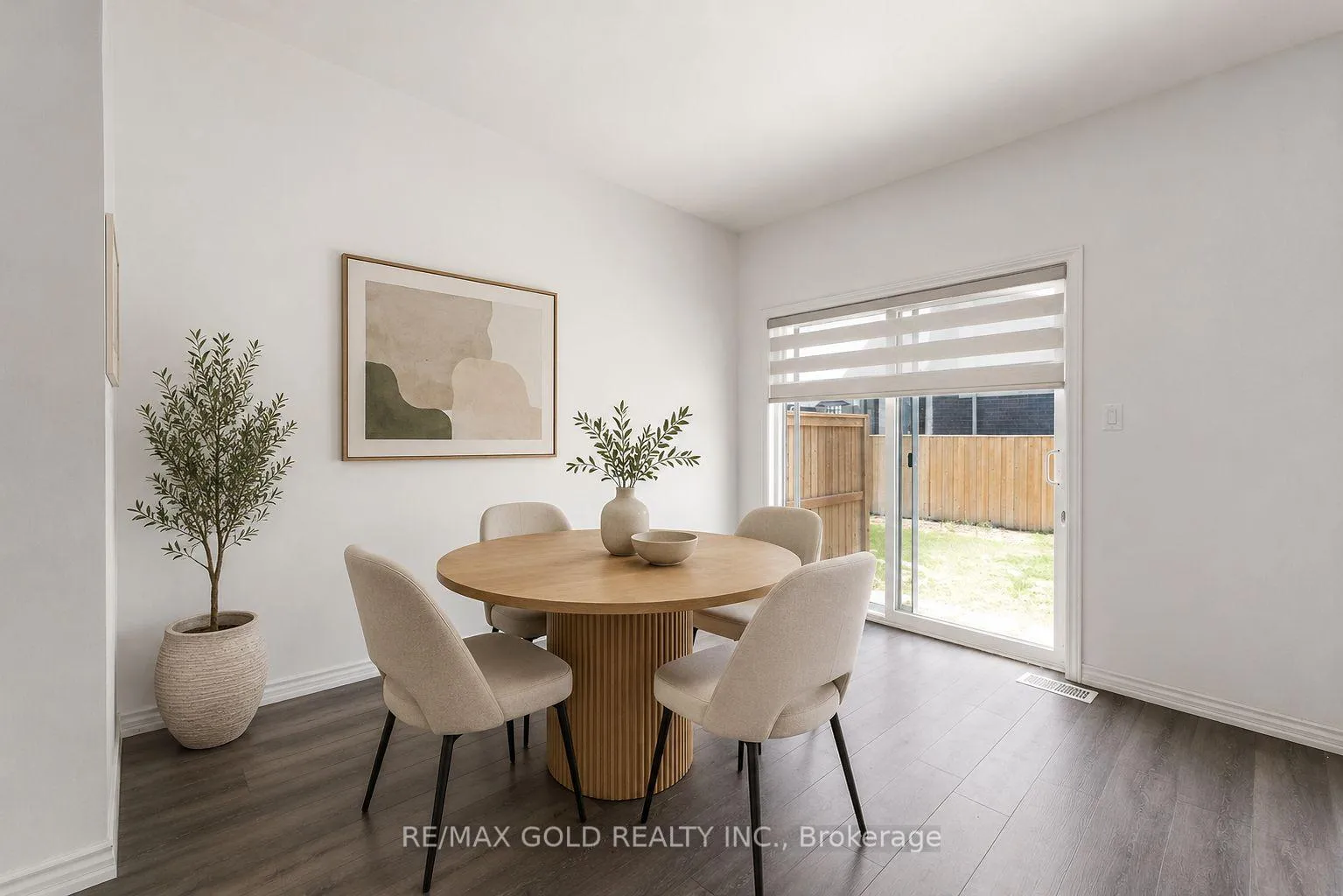 Photo 24 of 73 June Callwood Way, Brantford, Echo Place — HOMEH