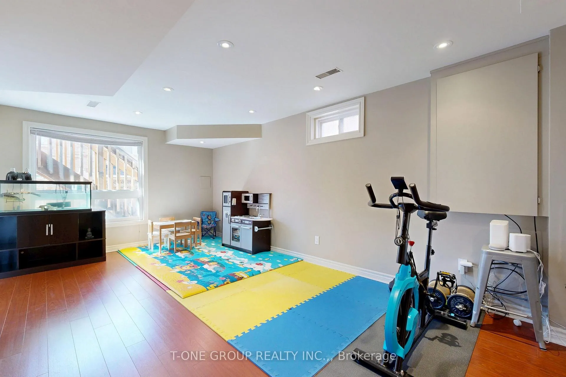 Photo 22 of 880 Isaac Phillips Way, Newmarket, Summerhill Estates — HOMEH