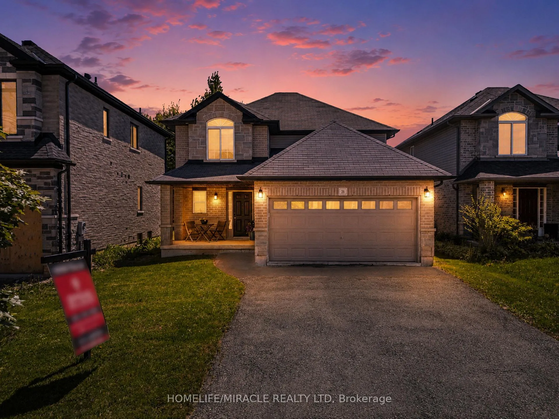 Photo 1 of 21 Davinci Boulevard, Hamilton, Carpenter — HOMEH