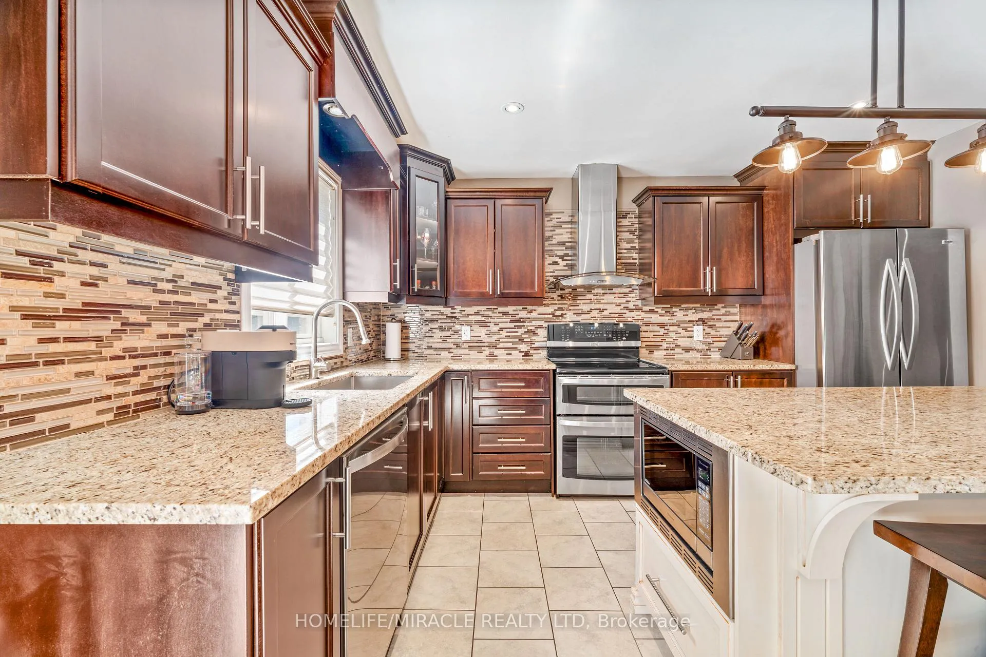 Photo 19 of 21 Davinci Boulevard, Hamilton, Carpenter — HOMEH