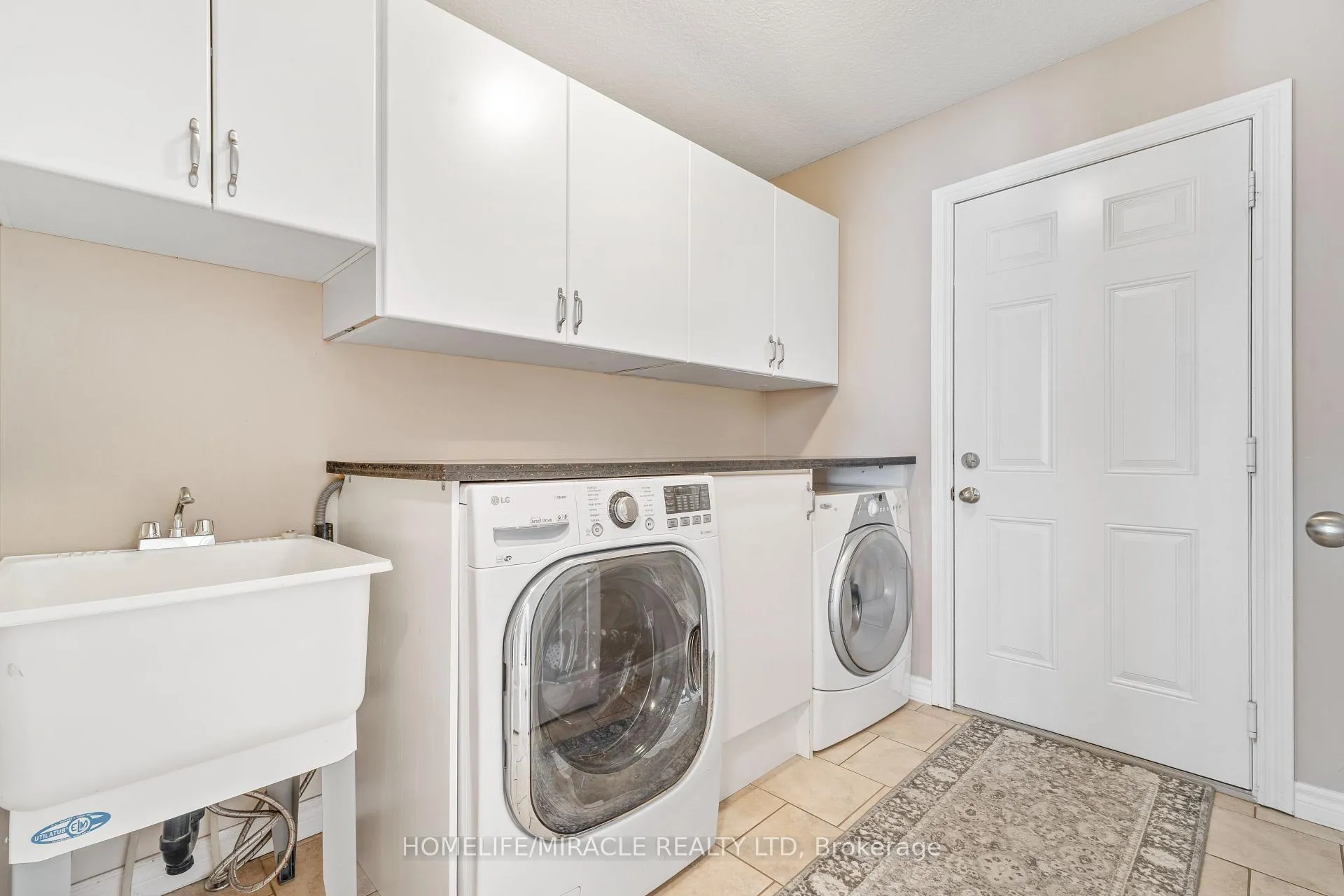 Photo 24 of 21 Davinci Boulevard, Hamilton, Carpenter — HOMEH