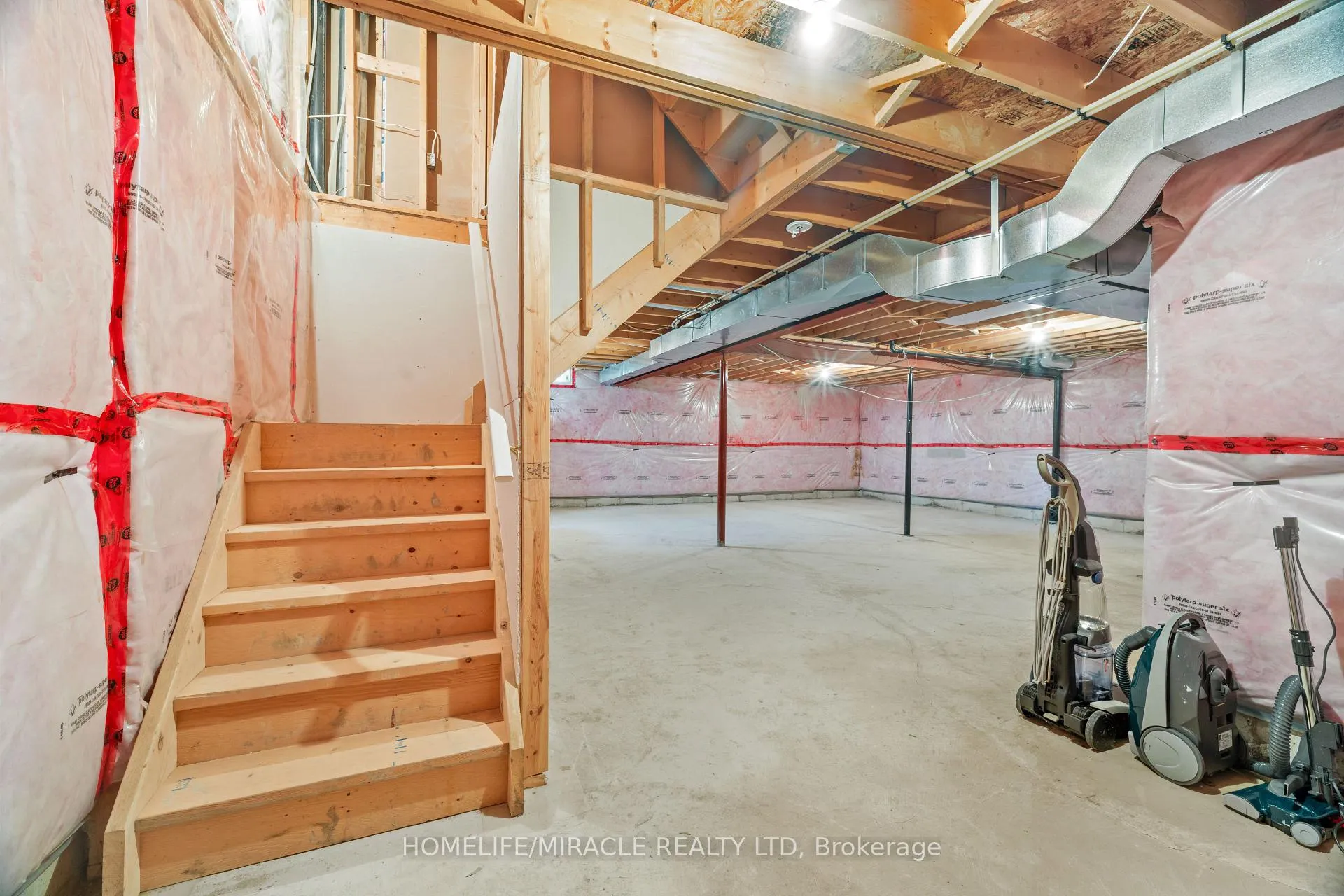Photo 39 of 21 Davinci Boulevard, Hamilton, Carpenter — HOMEH