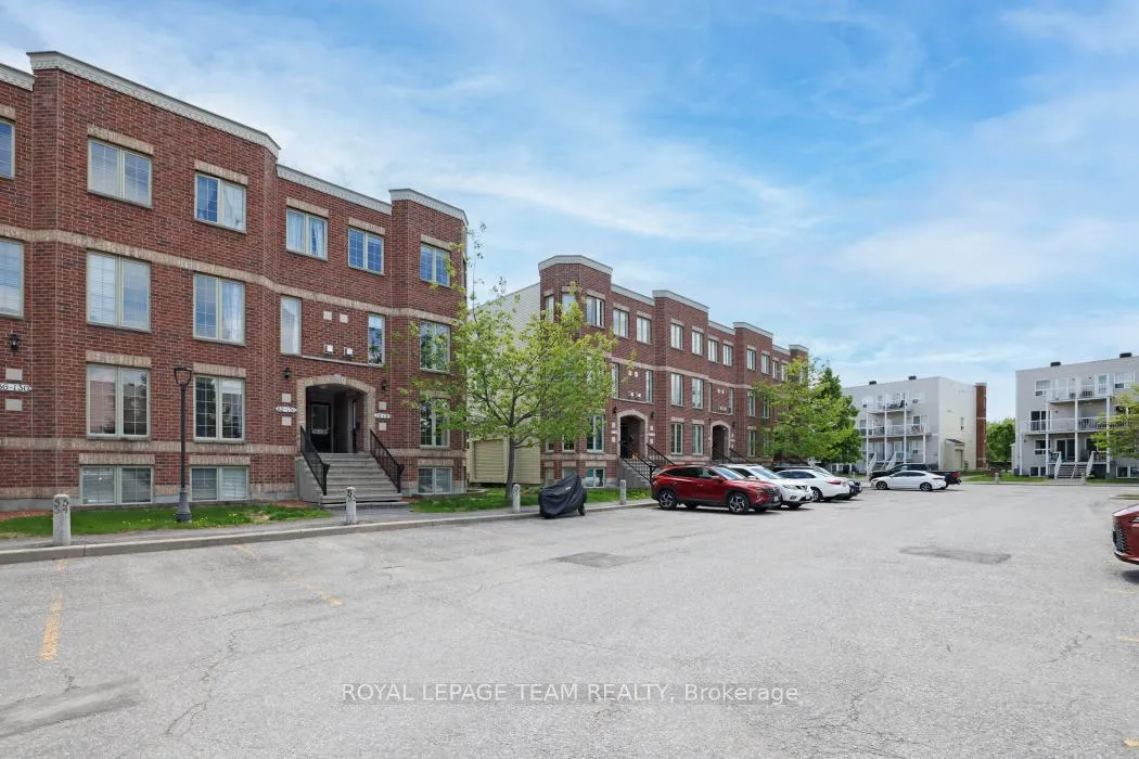 Photo 2 of Unit 76, 130 Berrigan Drive, Ottawa, Barrhaven - Longfields — HOMEH