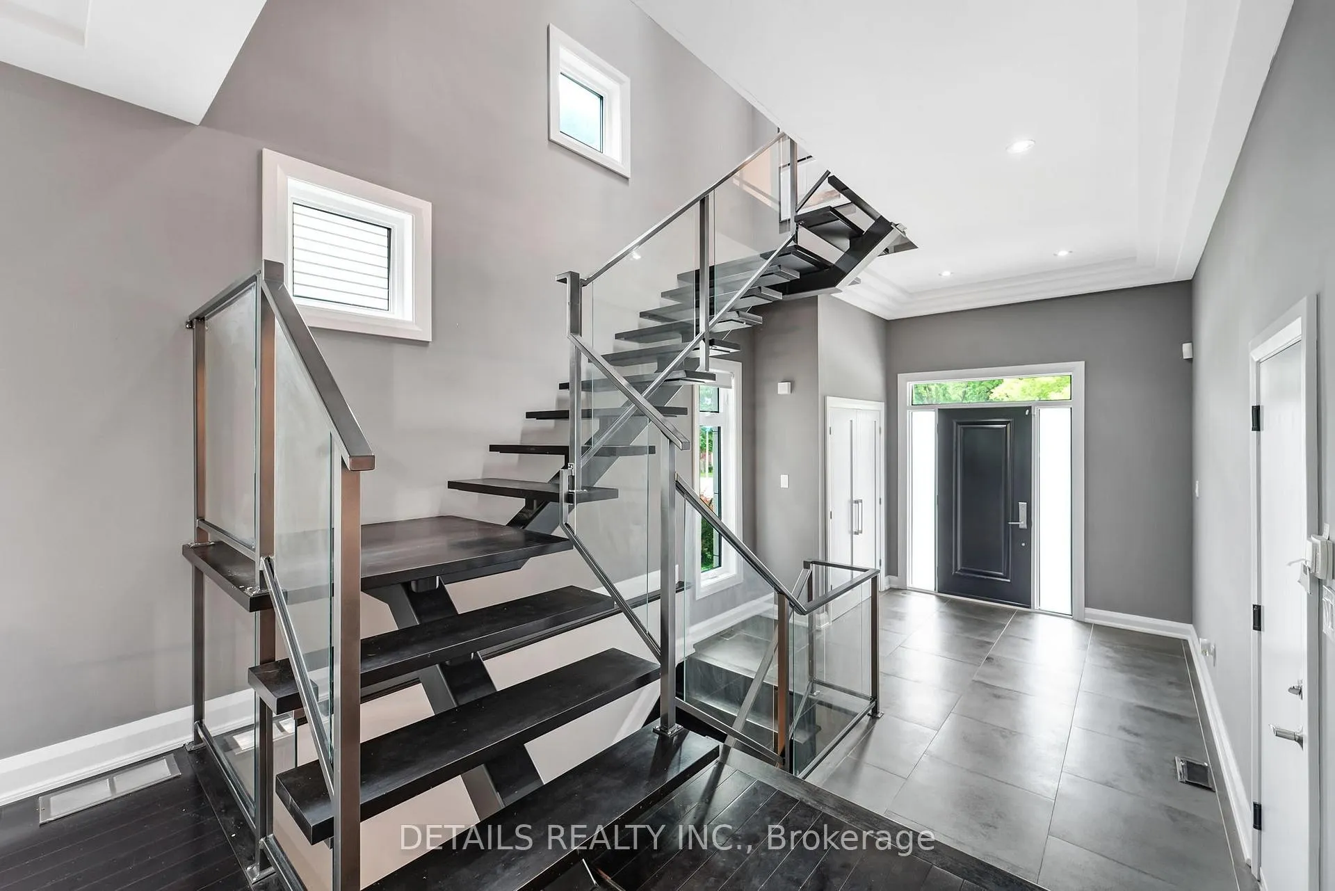 Photo 6 of 71 Eleanor Drive, Ottawa, City View/Skyline/Fisher Heights/Parkwood Hills — HOMEH