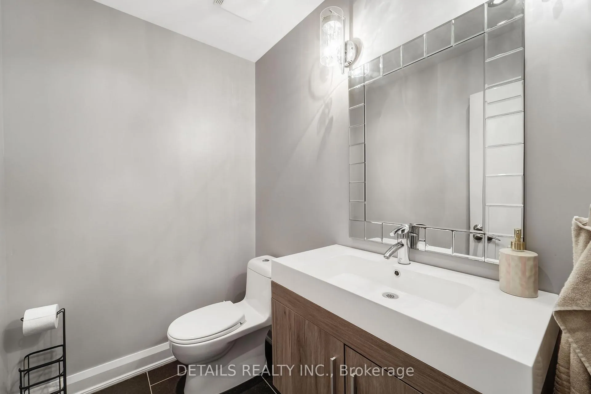 Photo 7 of 71 Eleanor Drive, Ottawa, City View/Skyline/Fisher Heights/Parkwood Hills — HOMEH
