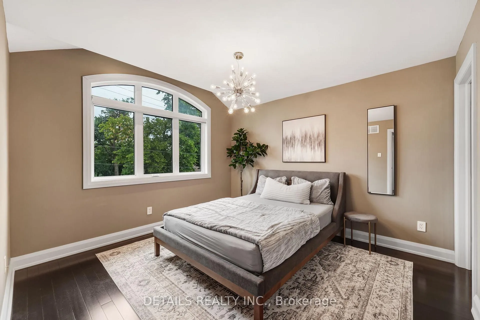 Photo 24 of 71 Eleanor Drive, Ottawa, City View/Skyline/Fisher Heights/Parkwood Hills — HOMEH