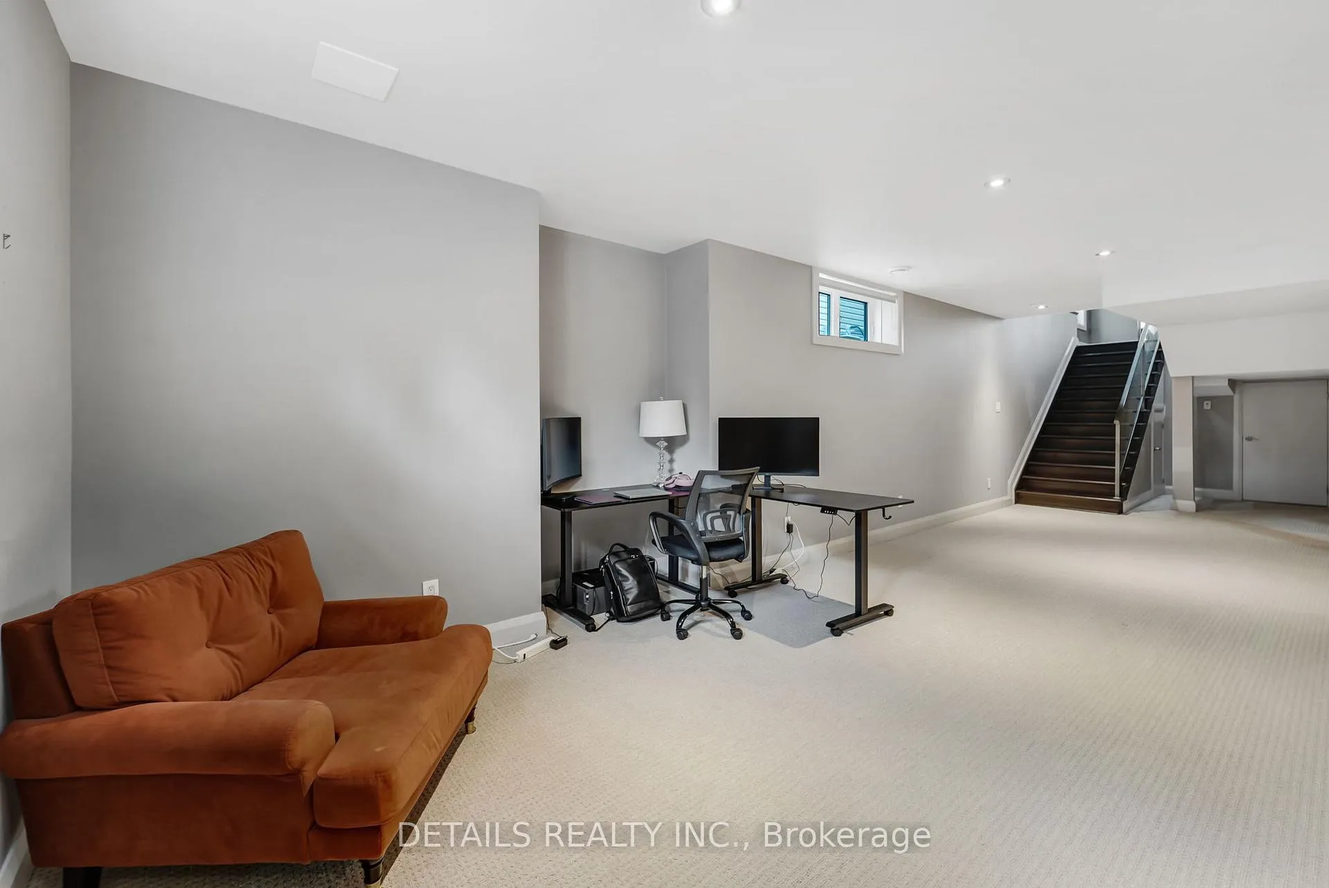 Photo 38 of 71 Eleanor Drive, Ottawa, City View/Skyline/Fisher Heights/Parkwood Hills — HOMEH
