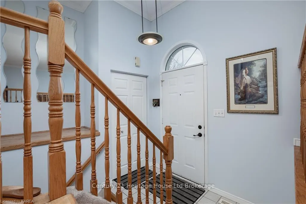 Photo 5 of 1229 Brackenwood Crescent, Kingston, City Northwest — HOMEH