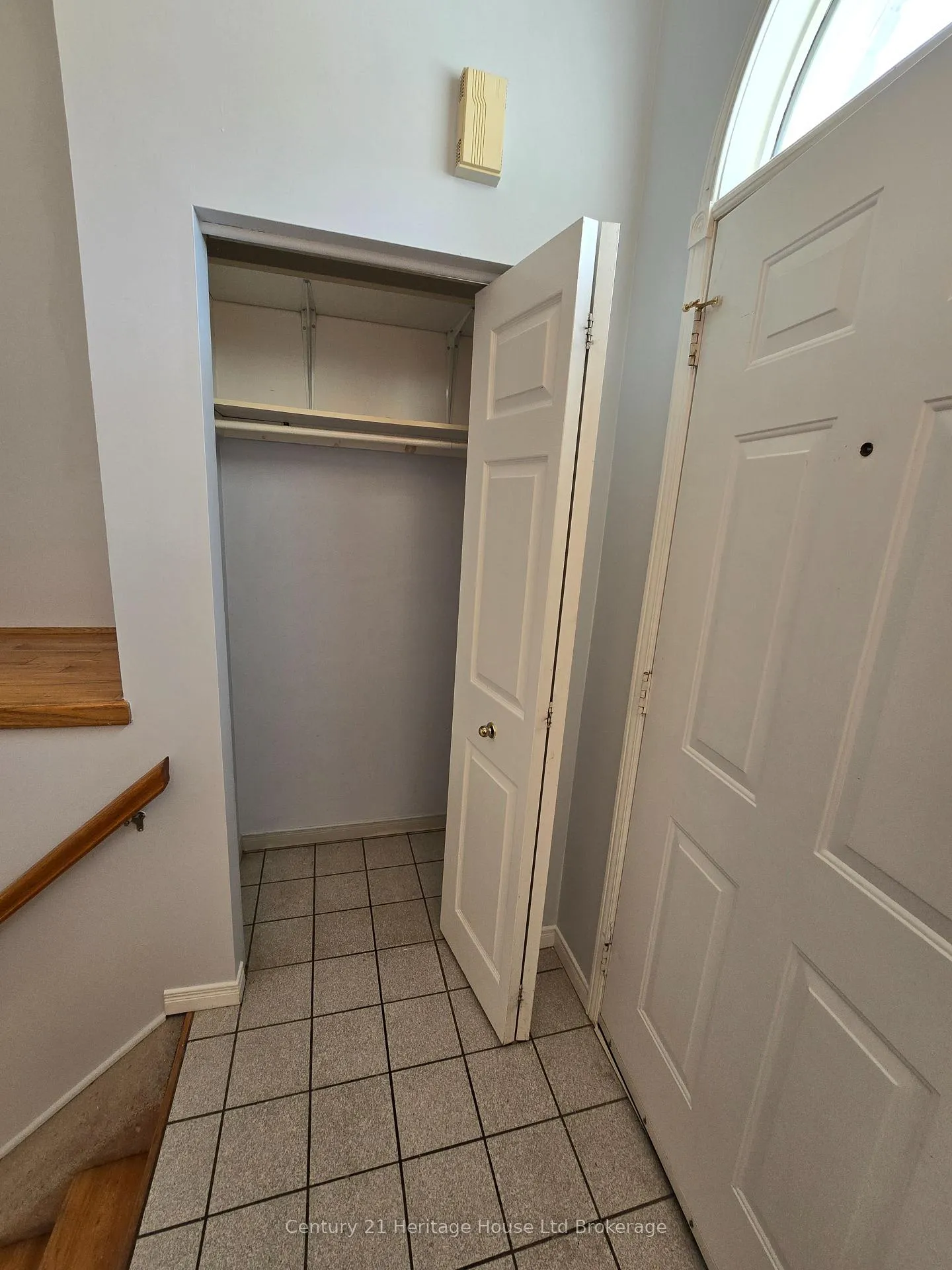 Photo 6 of 1229 Brackenwood Crescent, Kingston, City Northwest — HOMEH