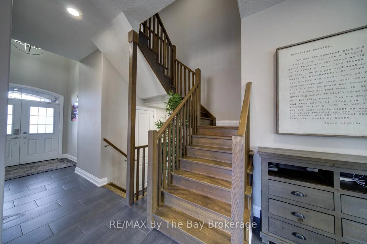 Photo 19 of 39 Gilpin Crescent, Collingwood — HOMEH
