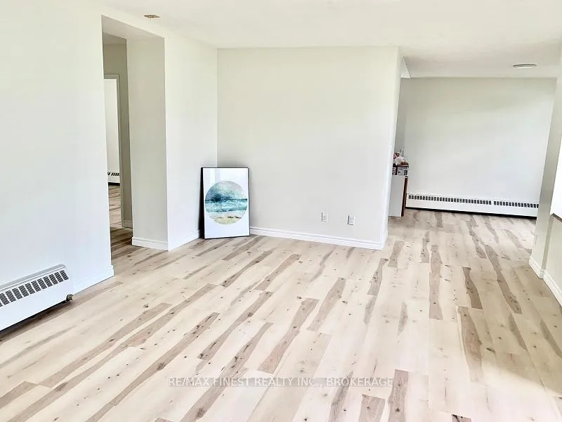 Photo 7 of Unit 105, 1 Mowat Avenue, Kingston, Central City West — HOMEH