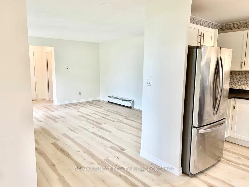 Photo 11 of Unit 105, 1 Mowat Avenue, Kingston, Central City West — HOMEH