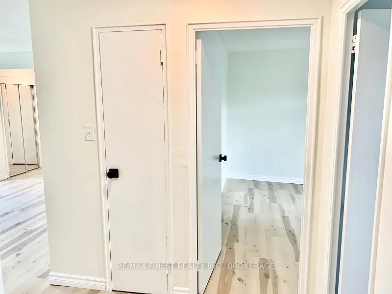 Photo 16 of Unit 105, 1 Mowat Avenue, Kingston, Central City West — HOMEH