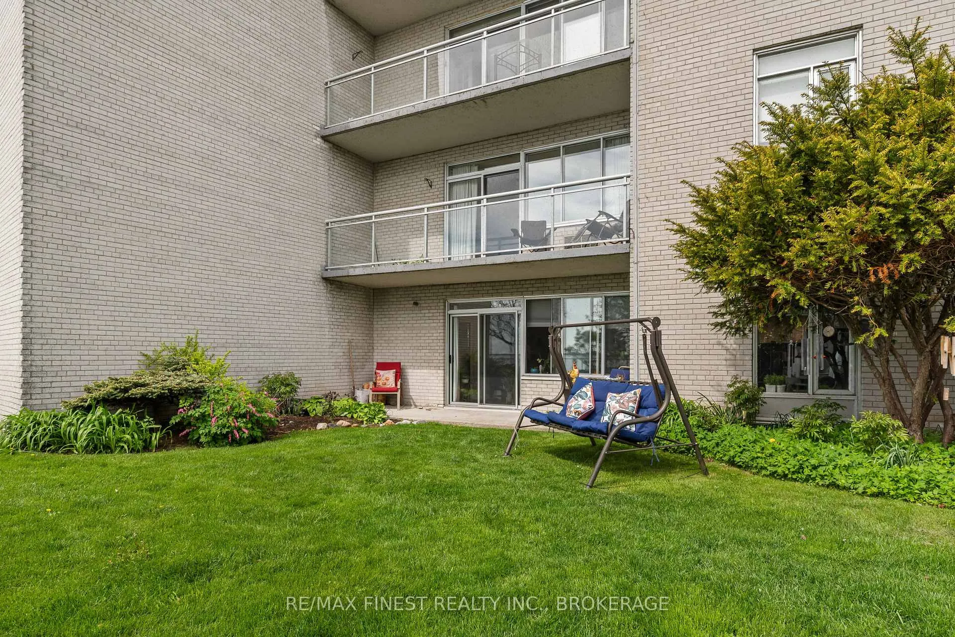 Photo 42 of Unit 105, 1 Mowat Avenue, Kingston, Central City West — HOMEH