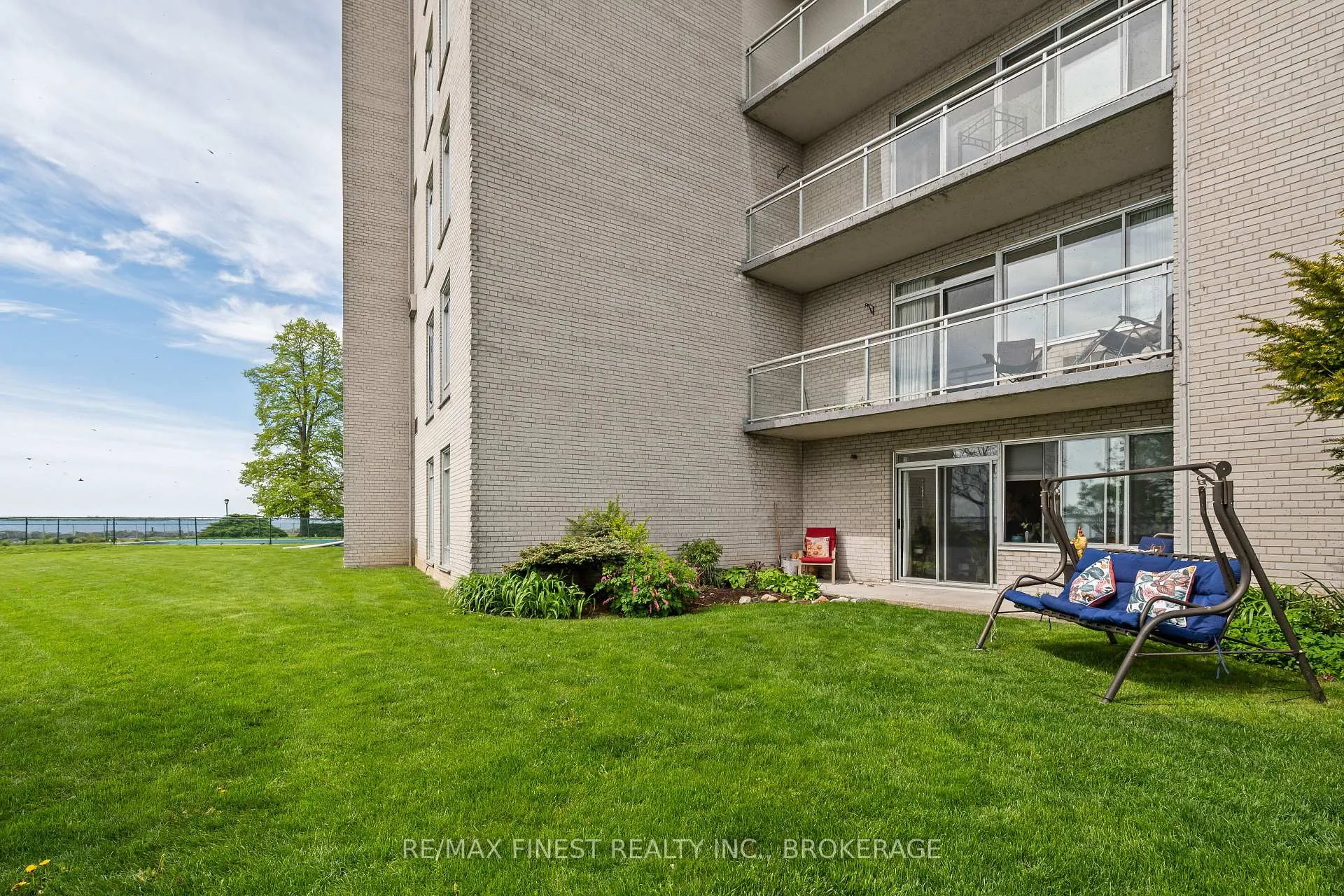 Photo 43 of Unit 105, 1 Mowat Avenue, Kingston, Central City West — HOMEH