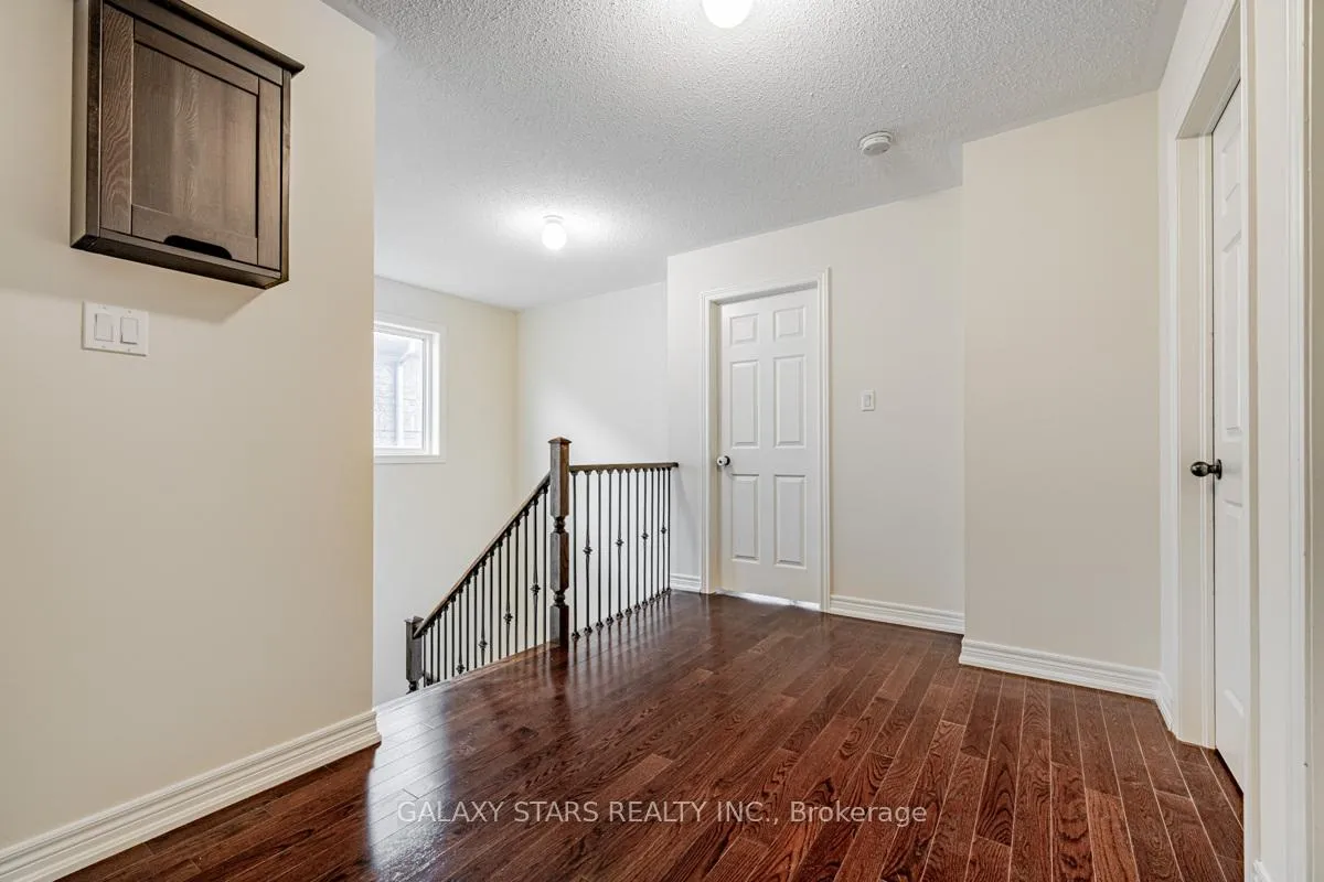 Photo 11 of 63 Trudeau Drive, Vaughan, Vellore Village — HOMEH
