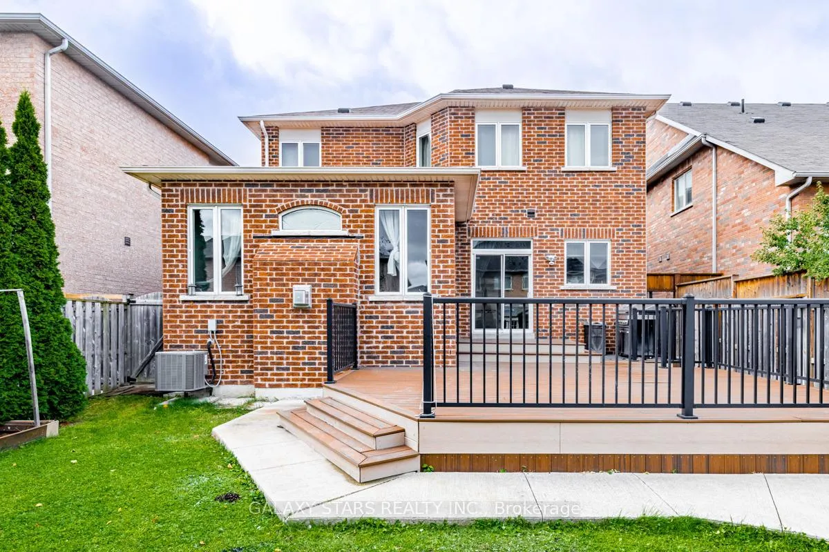 Photo 23 of 63 Trudeau Drive, Vaughan, Vellore Village — HOMEH