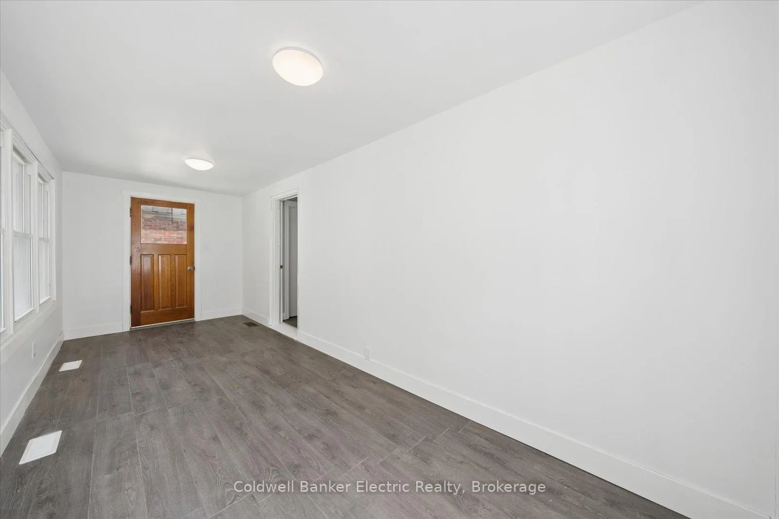 Photo 19 of 84 Ware Street, Peterborough, Town Ward 3 — HOMEH