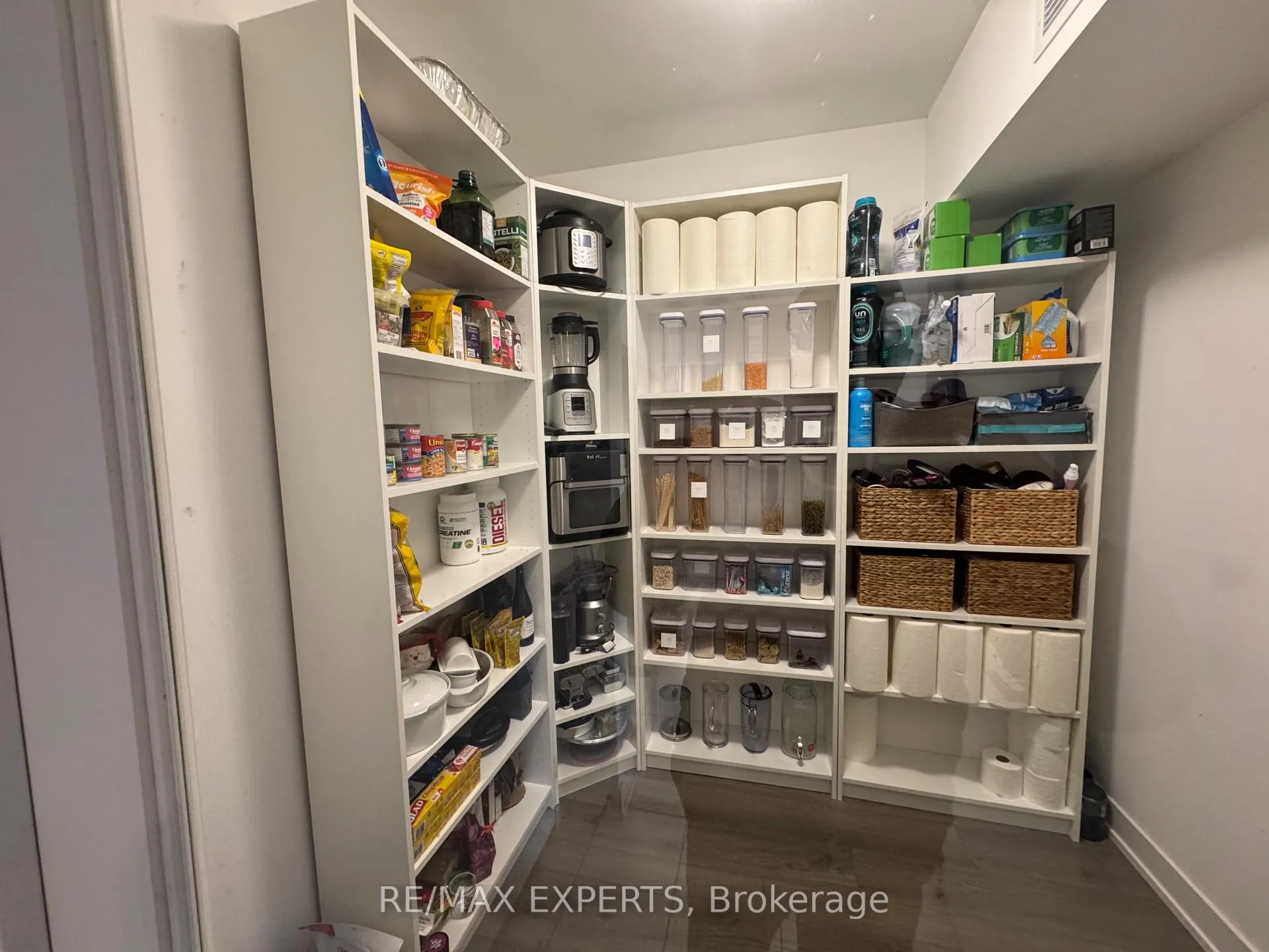Photo 7 of Unit 307, 4 Spice Way, Barrie, Rural Barrie Southeast — HOMEH