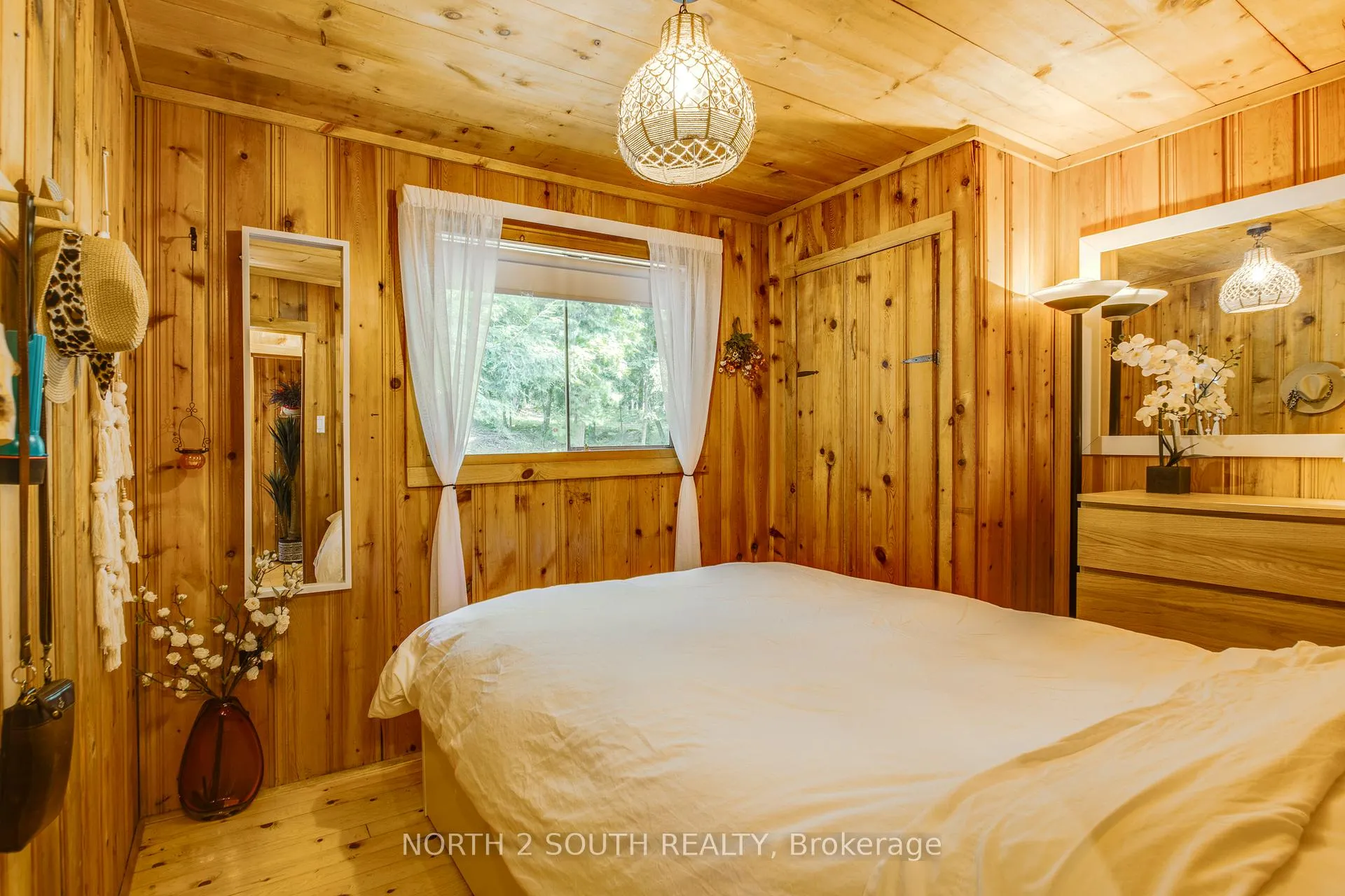 Photo 10 of 2133 Harrison Trail, Georgian Bay, Freeman — HOMEH