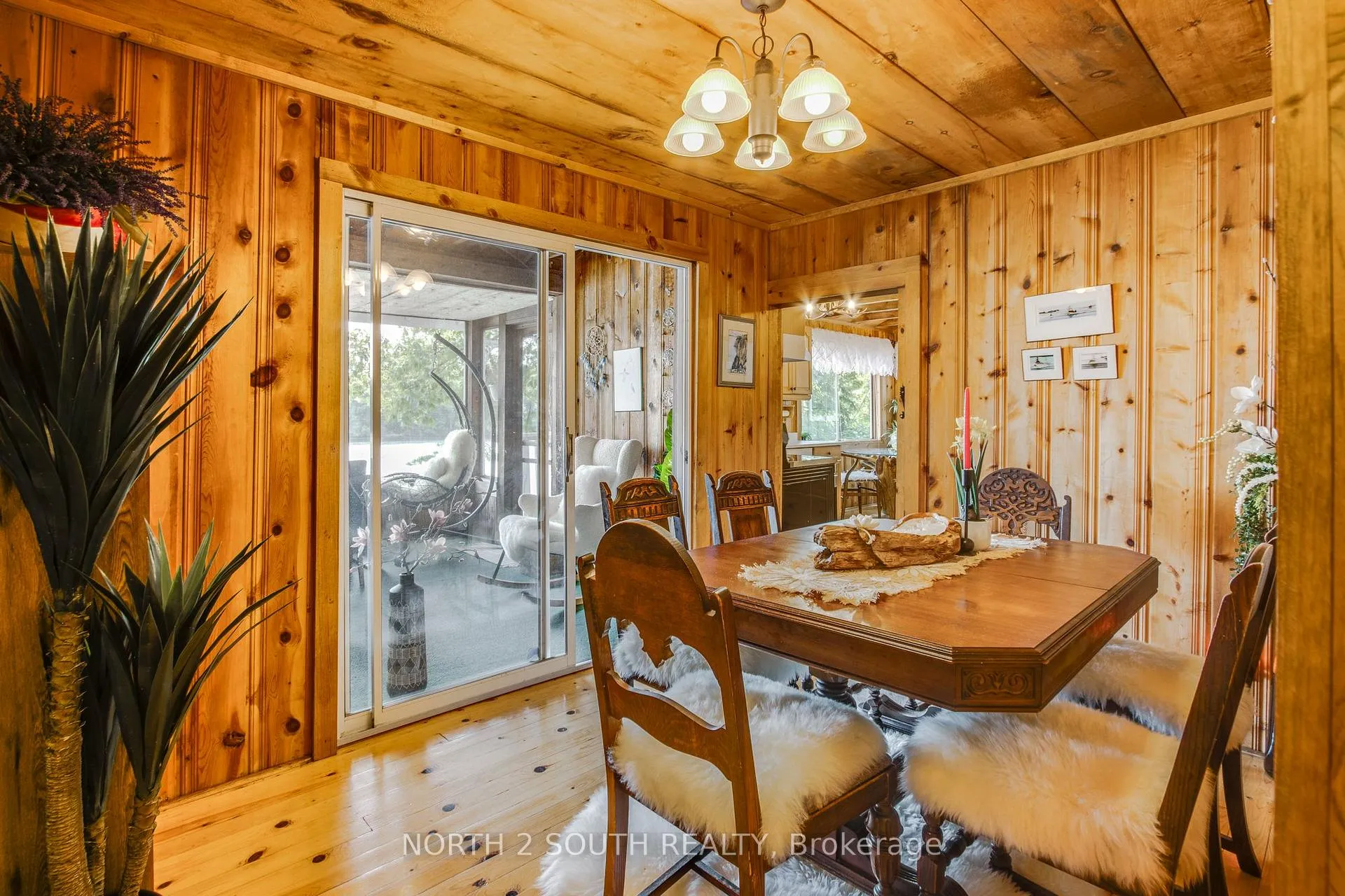Photo 18 of 2133 Harrison Trail, Georgian Bay, Freeman — HOMEH