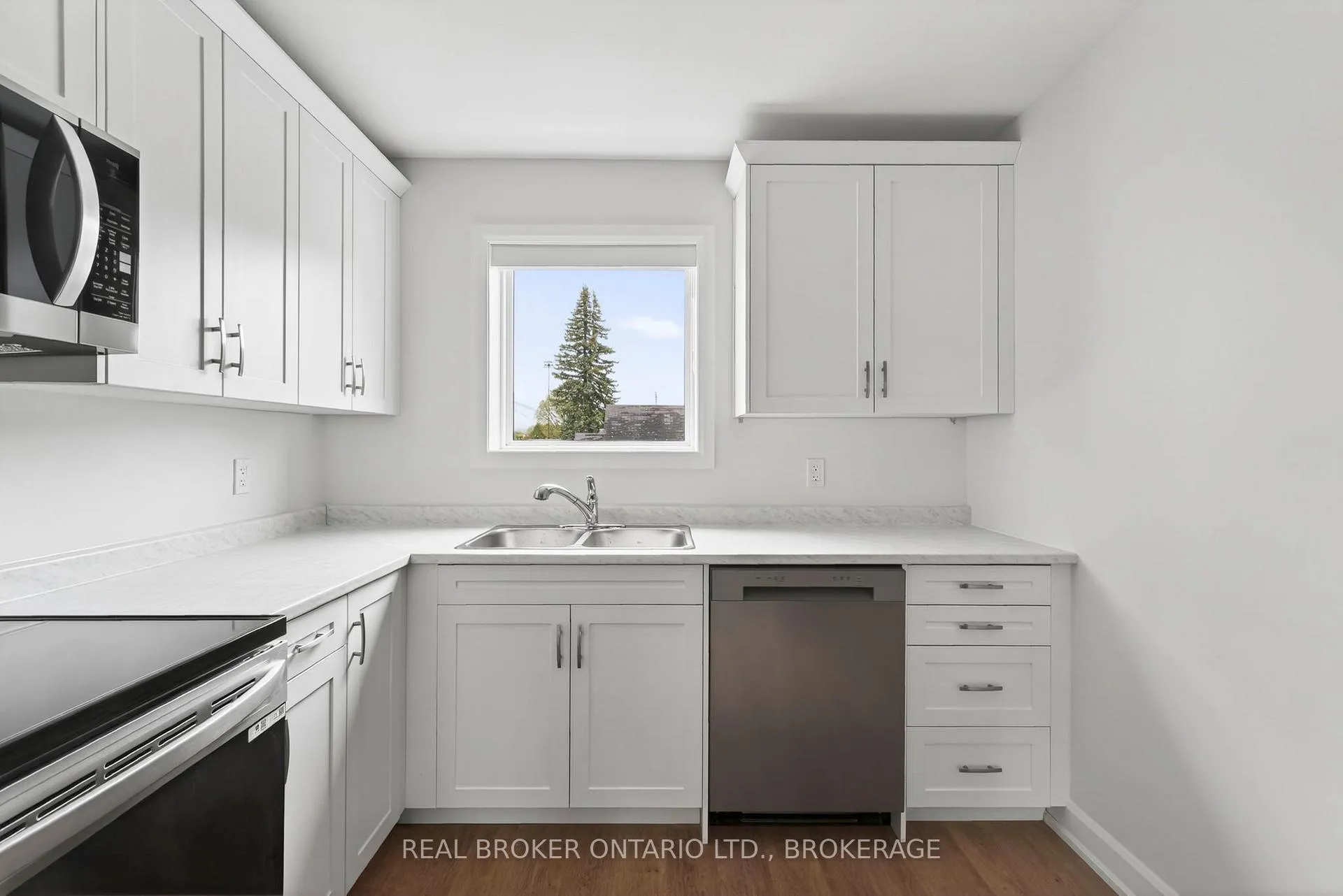 Photo 6 of Unit Unit #6A, 600 Second Street E, Cornwall — HOMEH