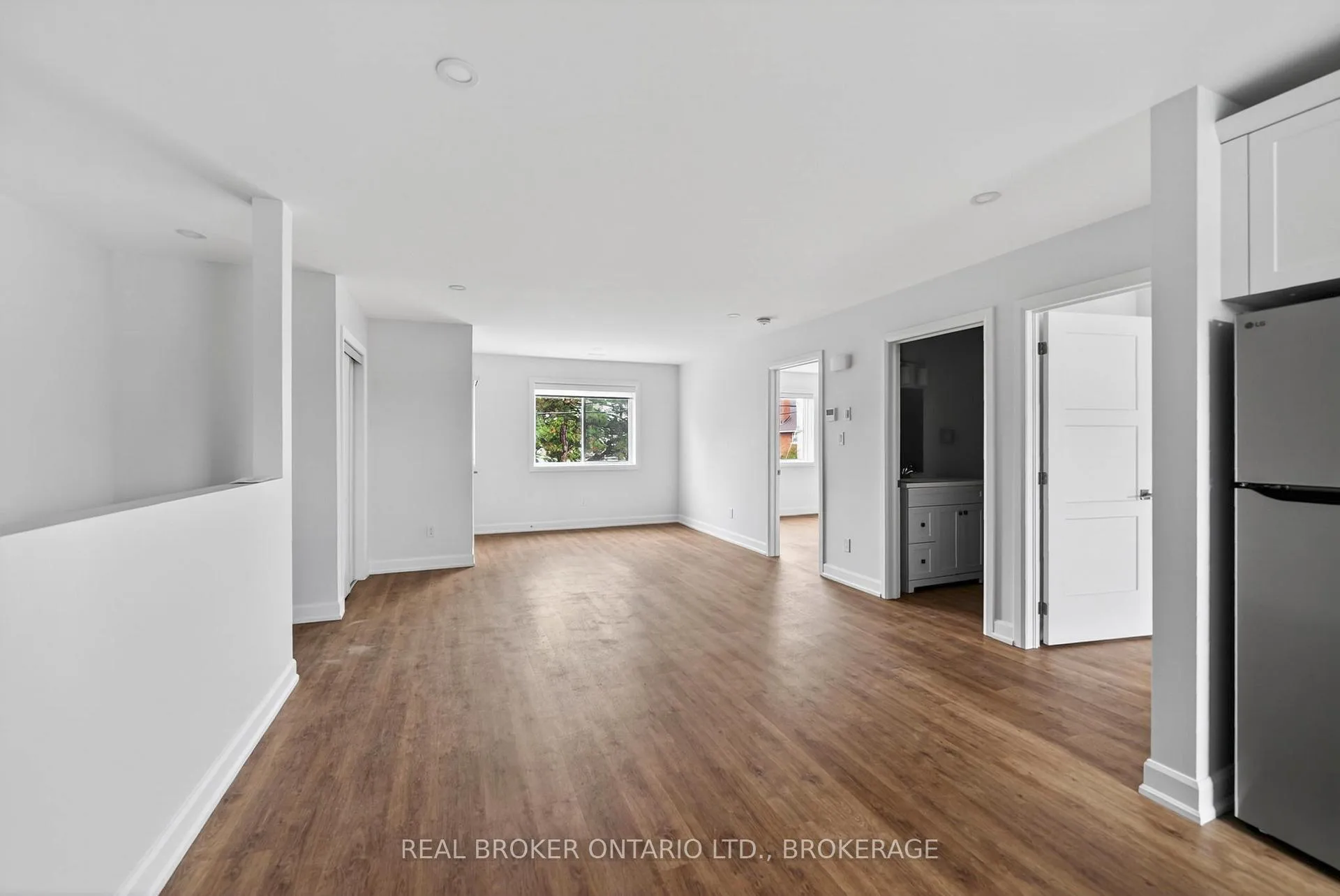 Photo 5 of Unit Unit #3A, 600 Second Street E, Cornwall — HOMEH