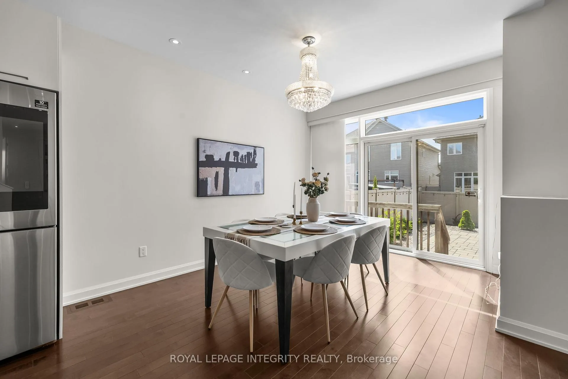 Photo 12 of 143 Stonemeadow Drive, Ottawa, Kanata - Bridlewood — HOMEH
