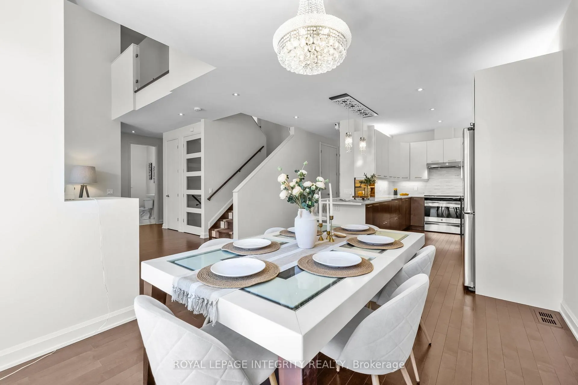 Photo 15 of 143 Stonemeadow Drive, Ottawa, Kanata - Bridlewood — HOMEH