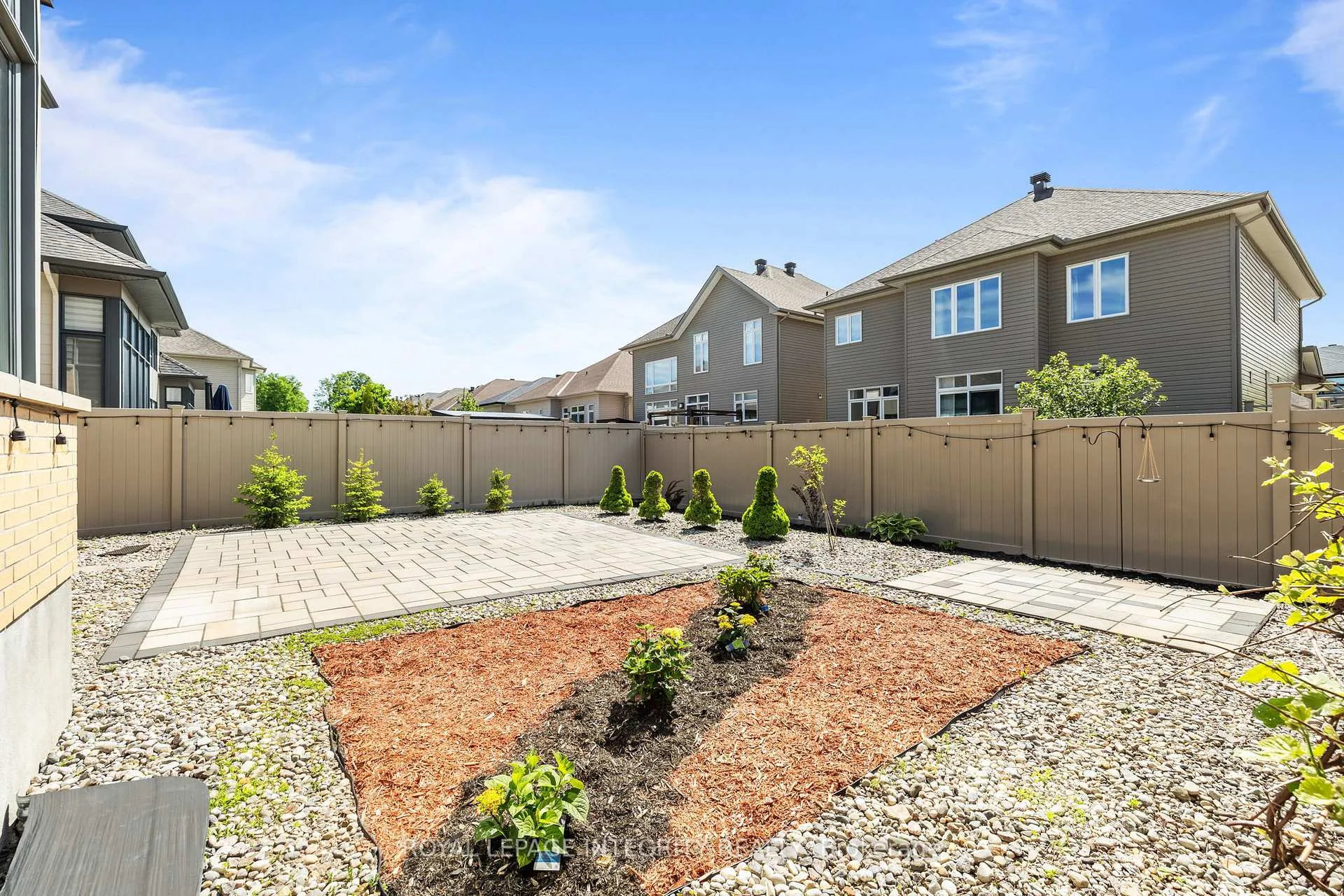 Photo 43 of 143 Stonemeadow Drive, Ottawa, Kanata - Bridlewood — HOMEH