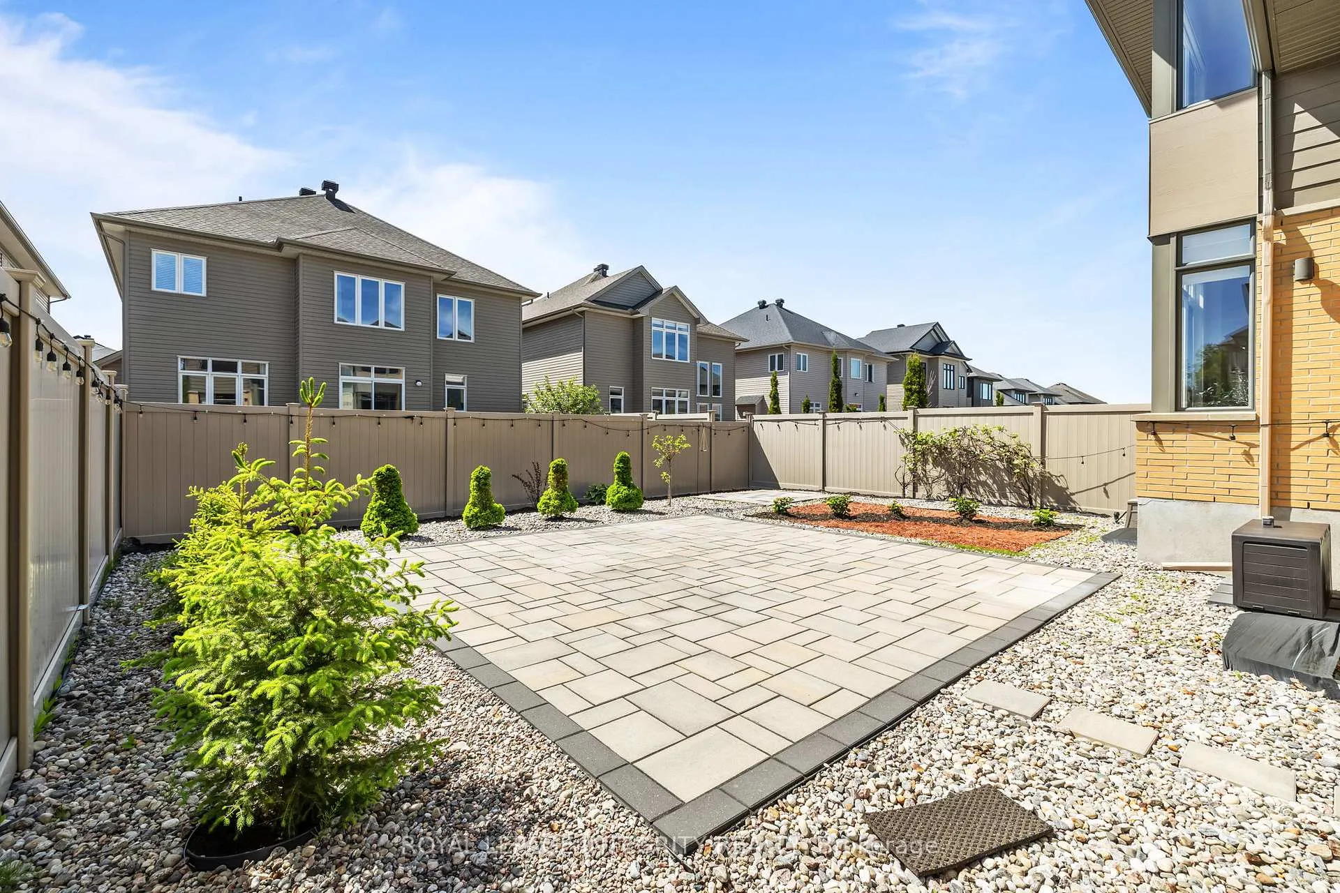 Photo 44 of 143 Stonemeadow Drive, Ottawa, Kanata - Bridlewood — HOMEH