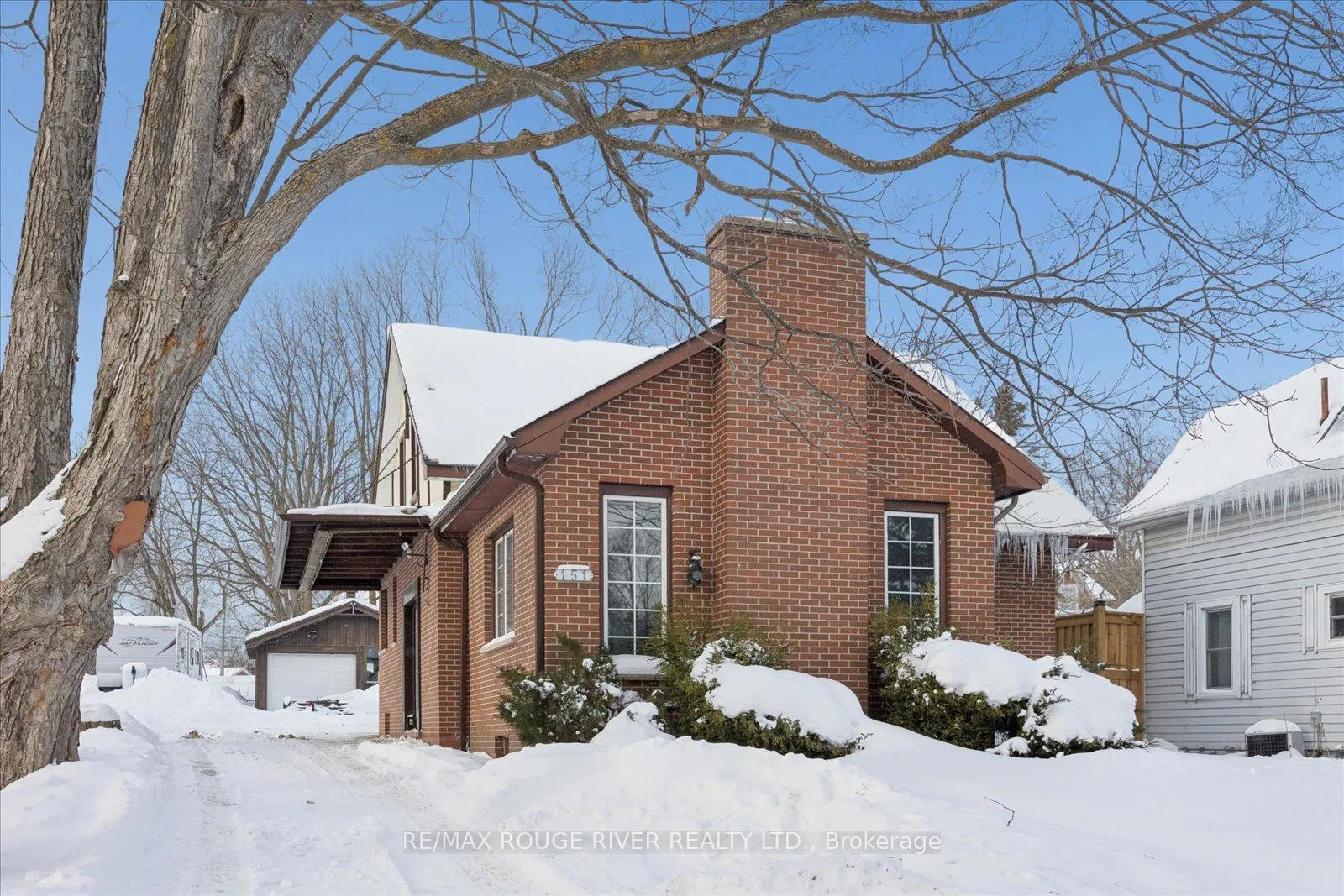Photo 2 of 151 Cameron Street W, Brock, Cannington — HOMEH