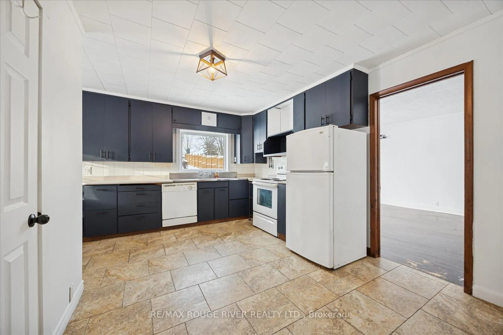Photo 12 of 151 Cameron Street W, Brock, Cannington — HOMEH