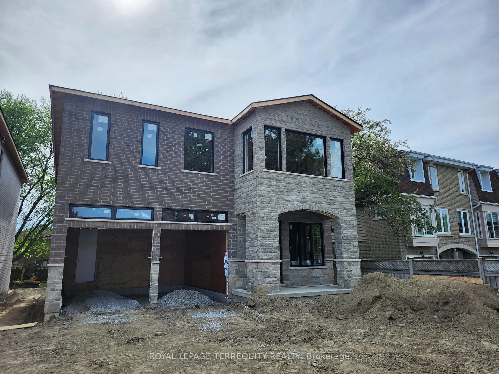 Photo 4 of 3372 Brimley Road, Scarborough, Milliken — HOMEH