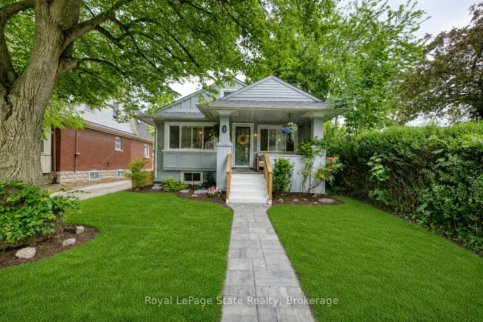 Photo 1 of 7 Pinehill Road, St. Catharines, Old Glenridge — HOMEH
