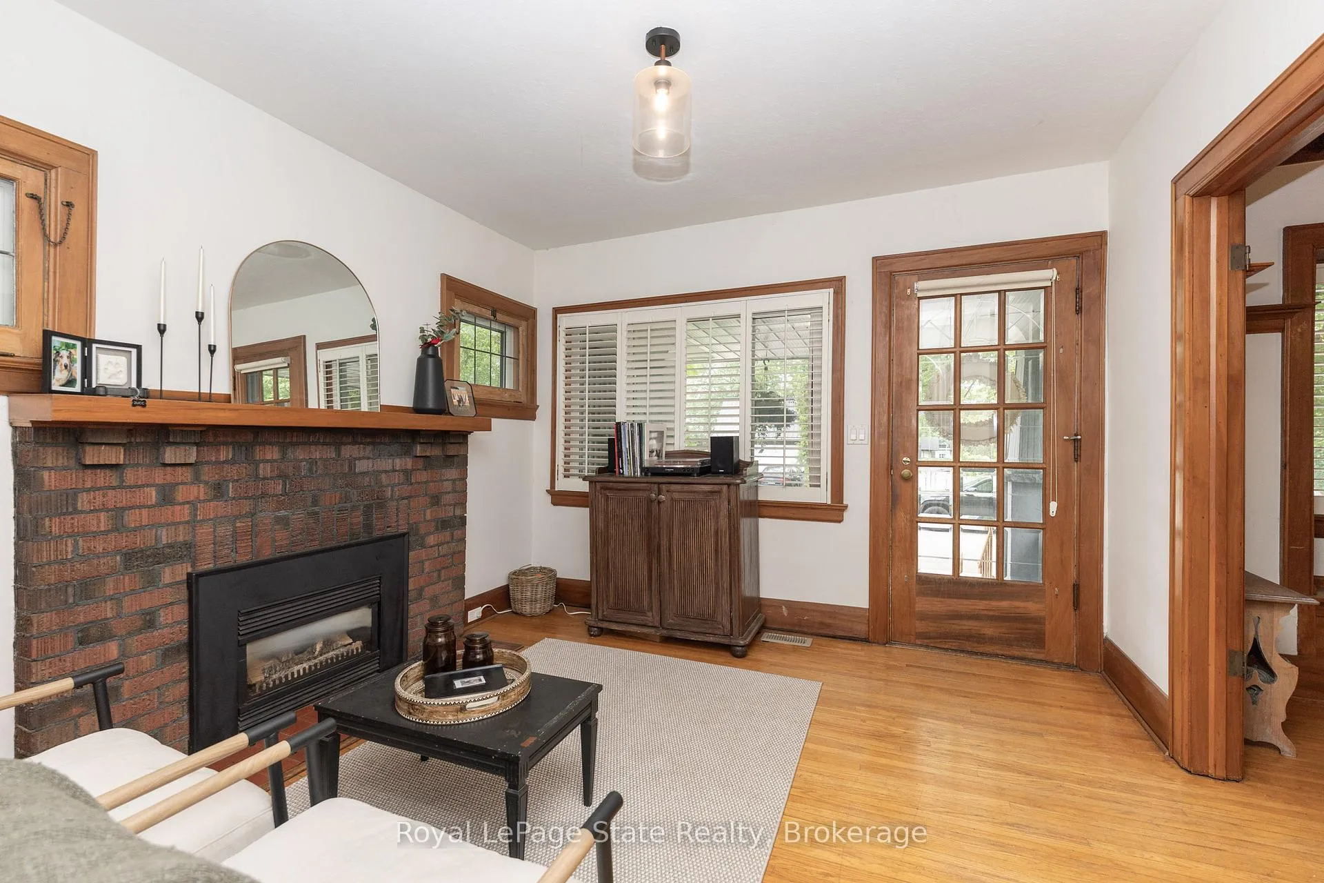 Photo 5 of 7 Pinehill Road, St. Catharines, Old Glenridge — HOMEH