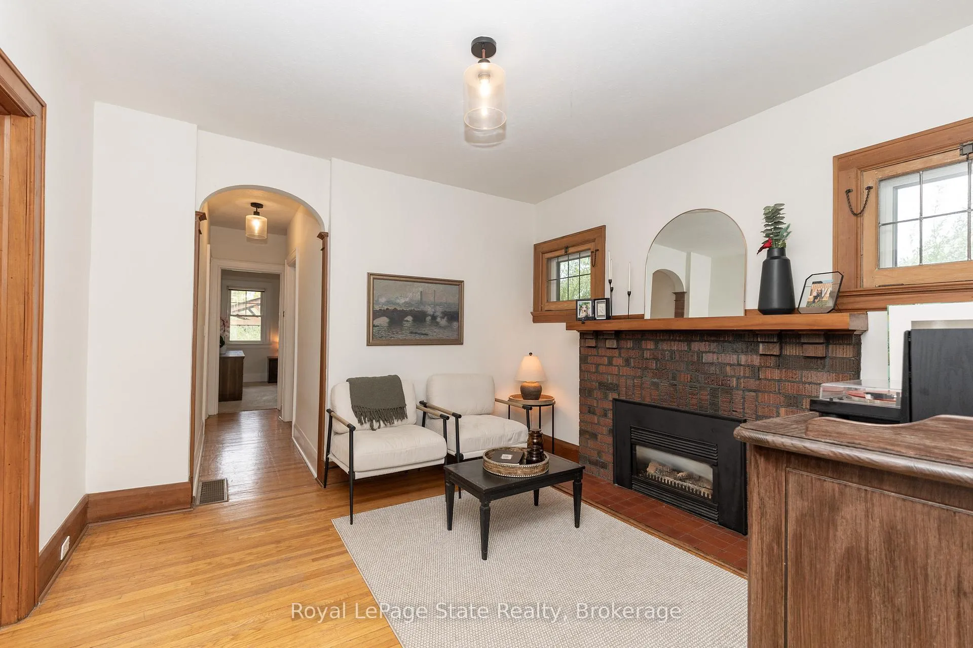 Photo 8 of 7 Pinehill Road, St. Catharines, Old Glenridge — HOMEH