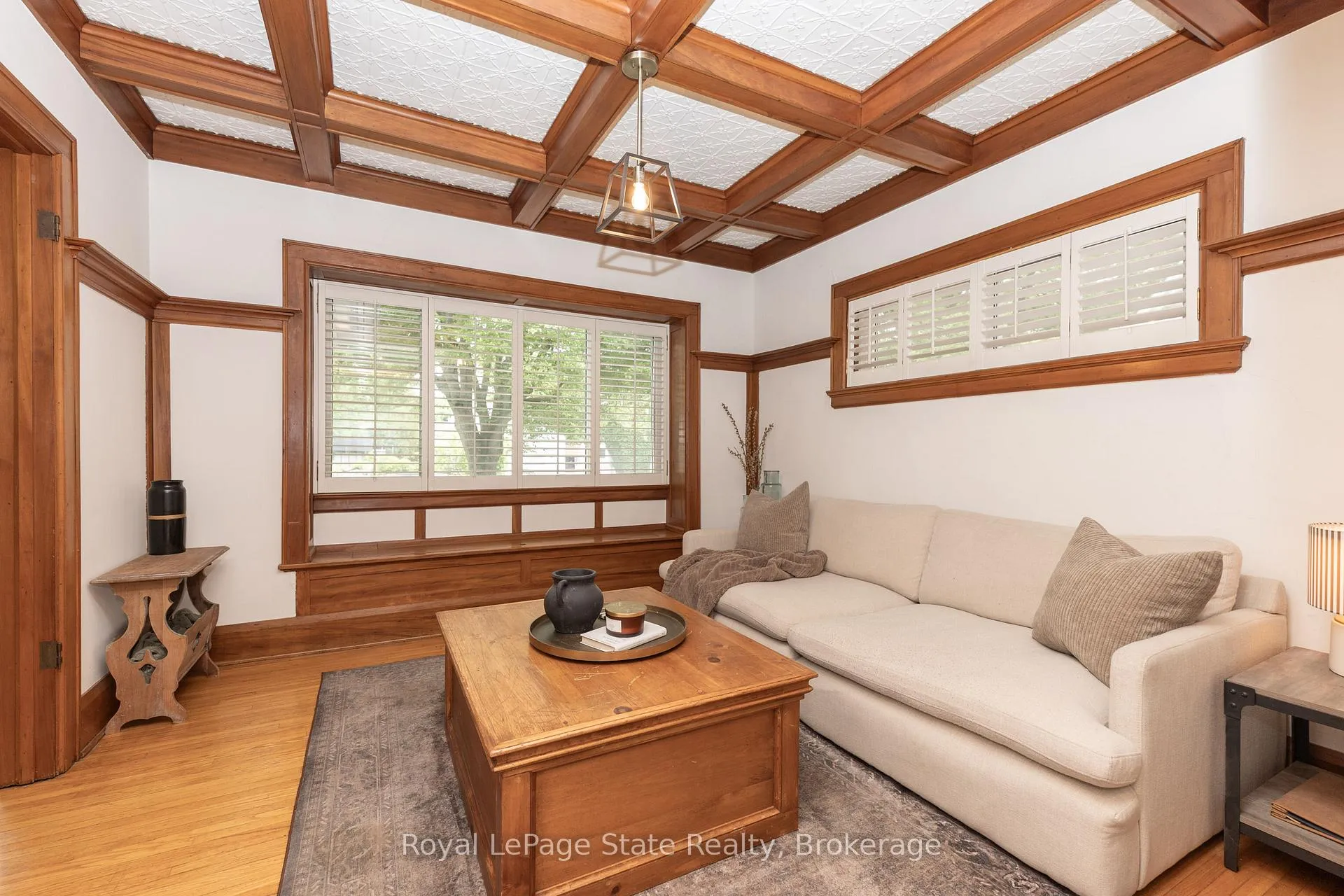Photo 10 of 7 Pinehill Road, St. Catharines, Old Glenridge — HOMEH
