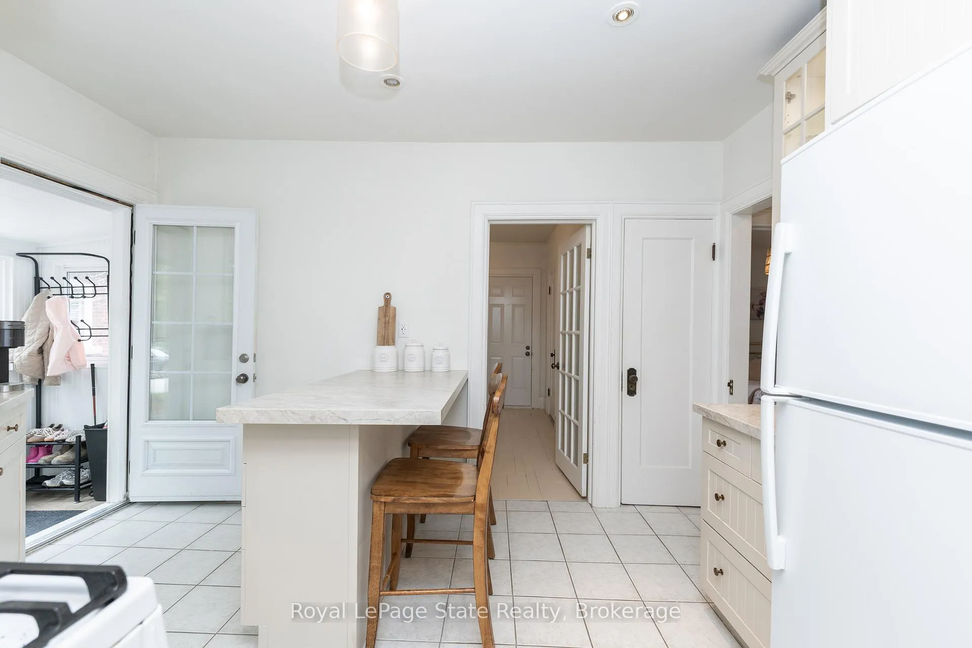 Photo 13 of 7 Pinehill Road, St. Catharines, Old Glenridge — HOMEH