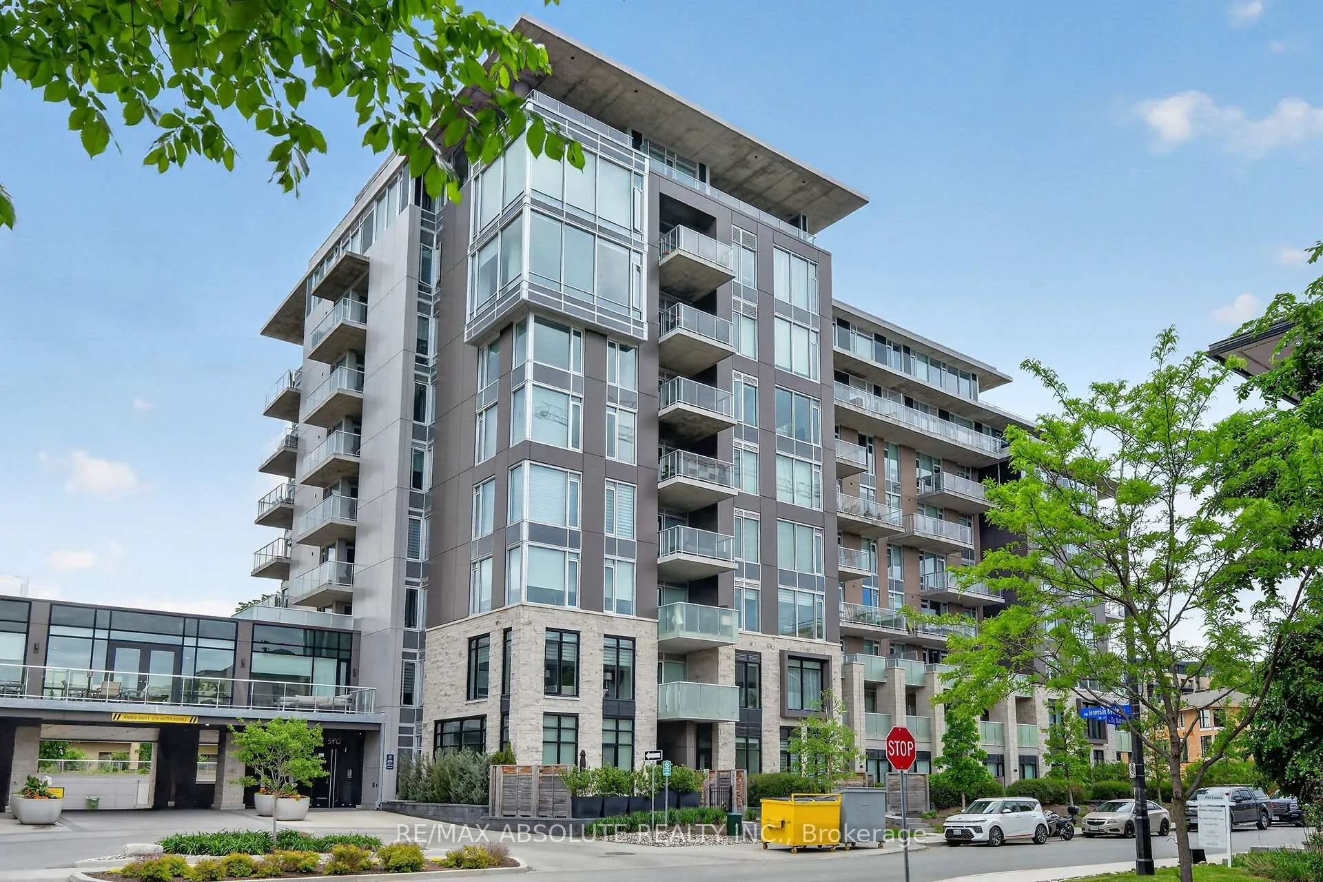Photo 2 of Unit 305, 570 De Mazenod Avenue, Ottawa, Ottawa East — HOMEH